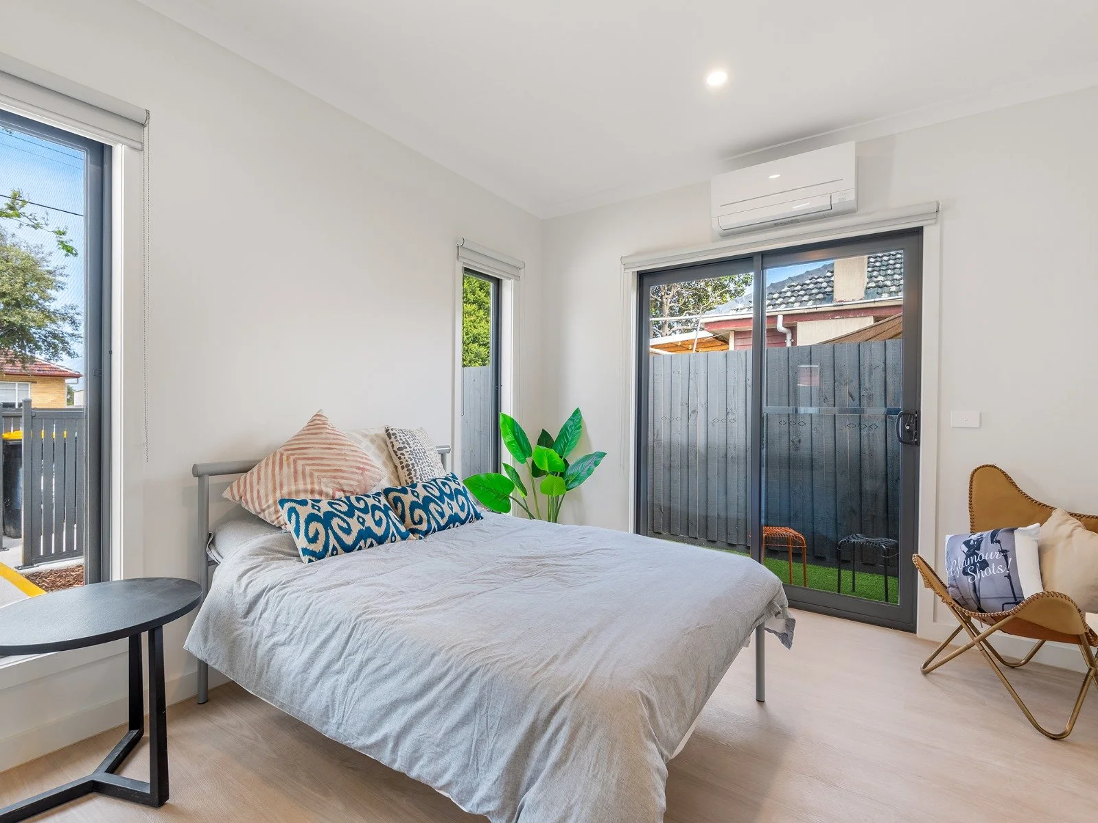 studio room in a rooming house 