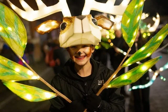 The Stags and the Hunter at this years Boston Illuminate with @transportedart. Loved making this new illuminated costuming and props with help from the fabulous young adult skills group at @bostoncollegeuk and the lovely Steps to The Future group, wh
