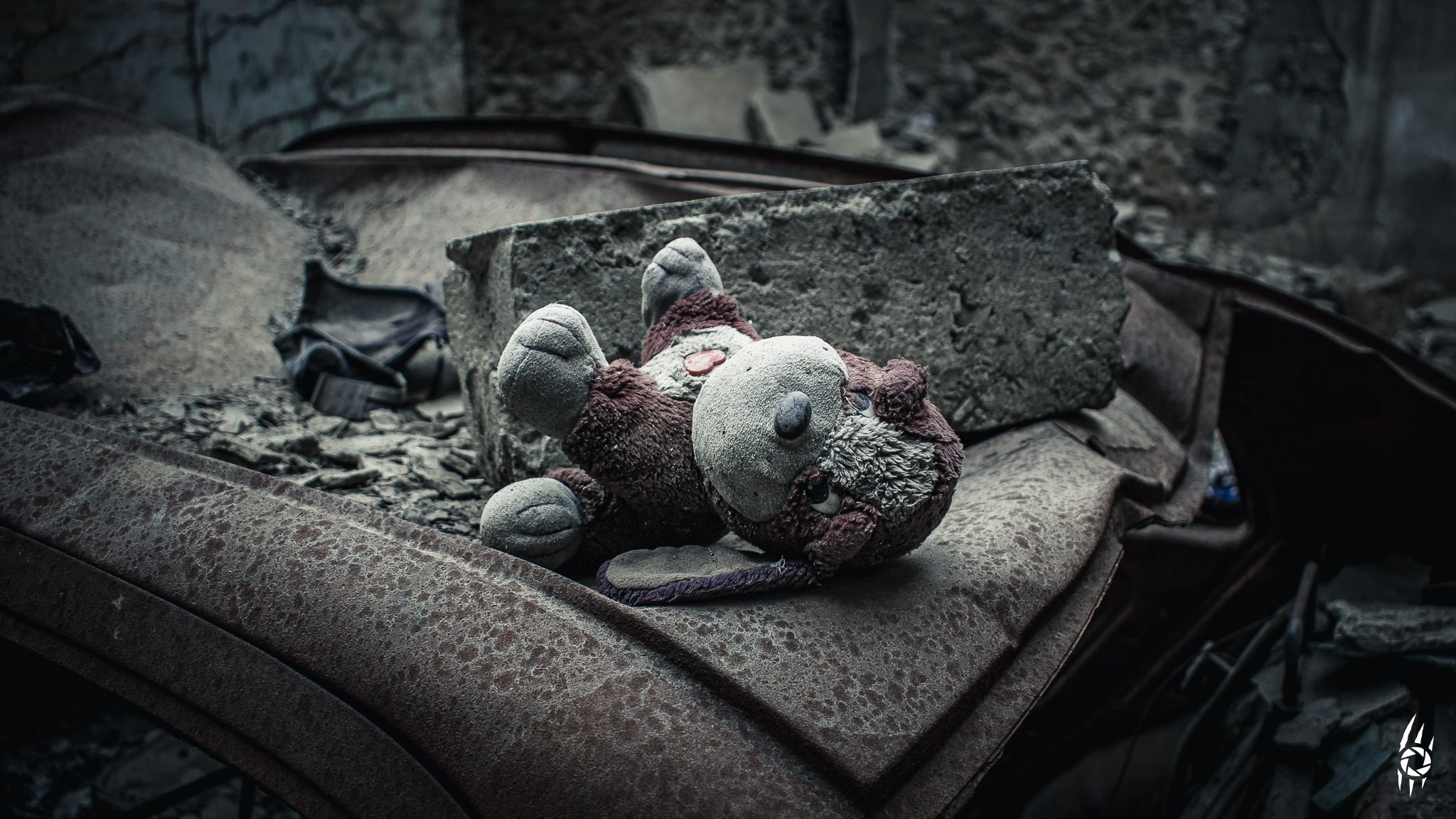 FALLOW HEART
/ˈfæ.ləʊ hɑːt/
"Small joy left to rot, buried under the long silence of the fallen."