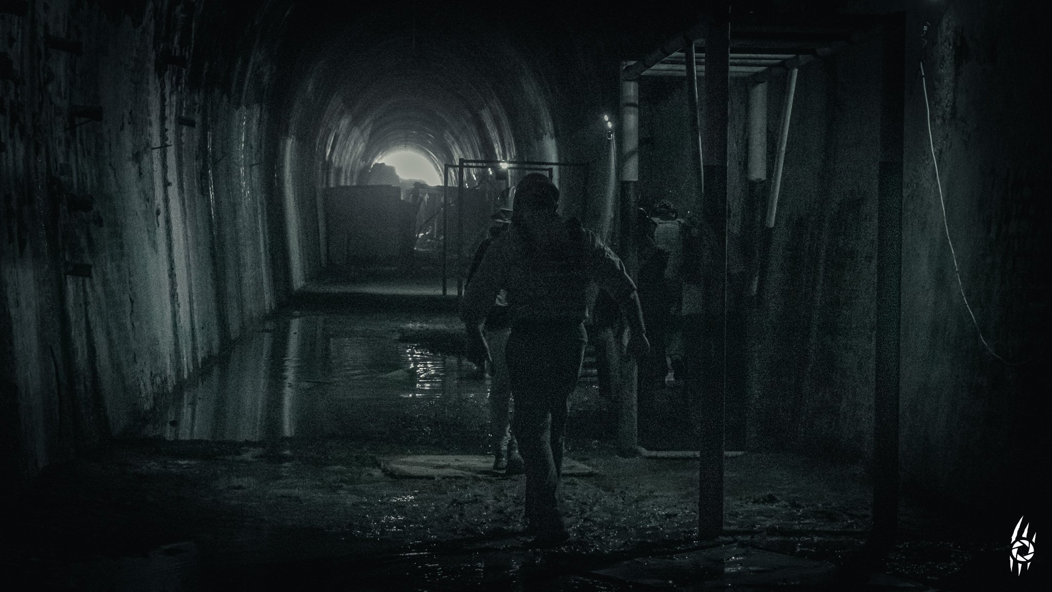 UNDERMARK
/ˈʌn.də.mɑːk/
"Steps traced over old ghosts. Shadows where memory rots unseen."