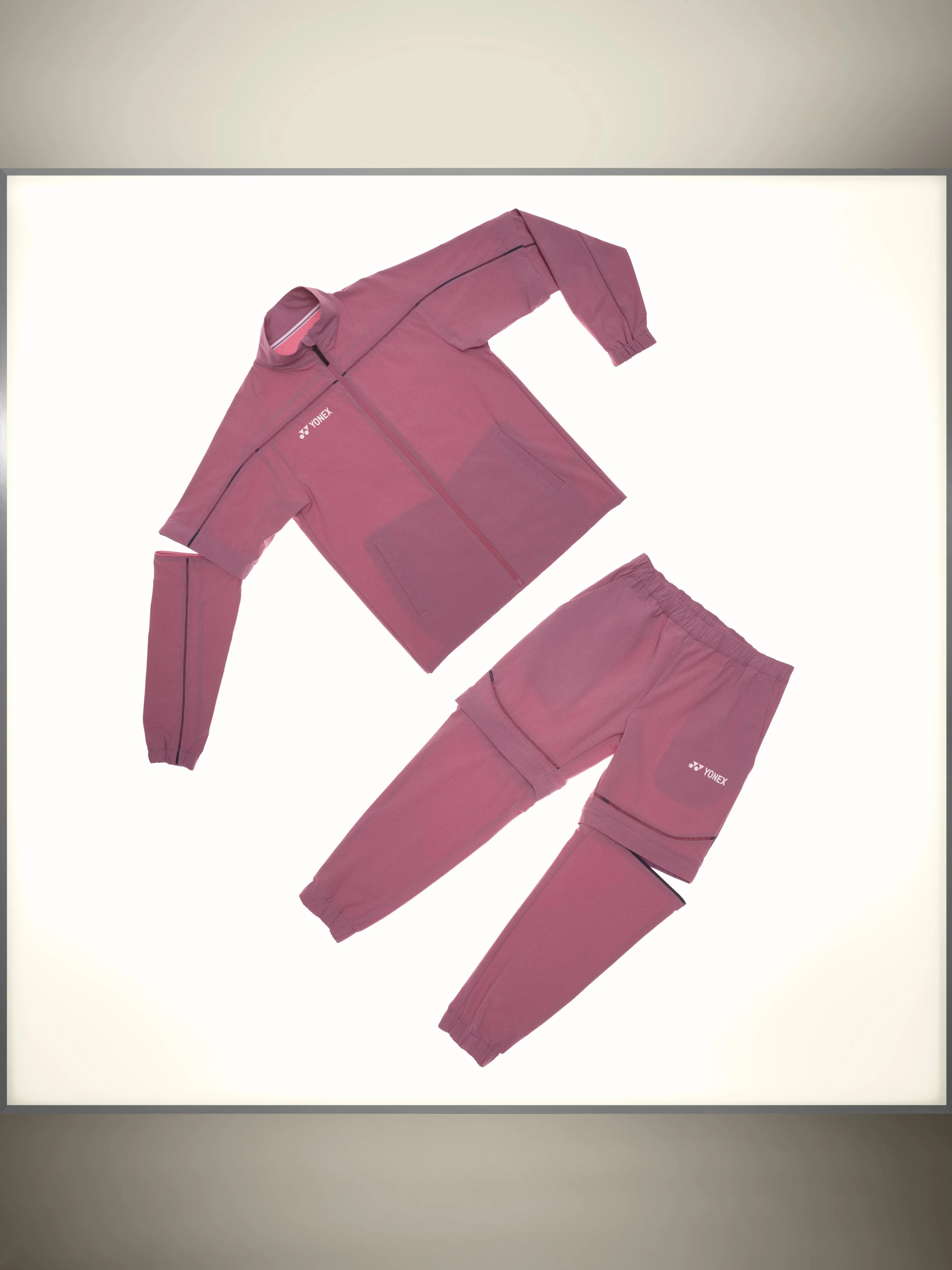 WB_Yonex_PR_SS26_13_APPAREL_BADMINTON W-UP_F1.jpg