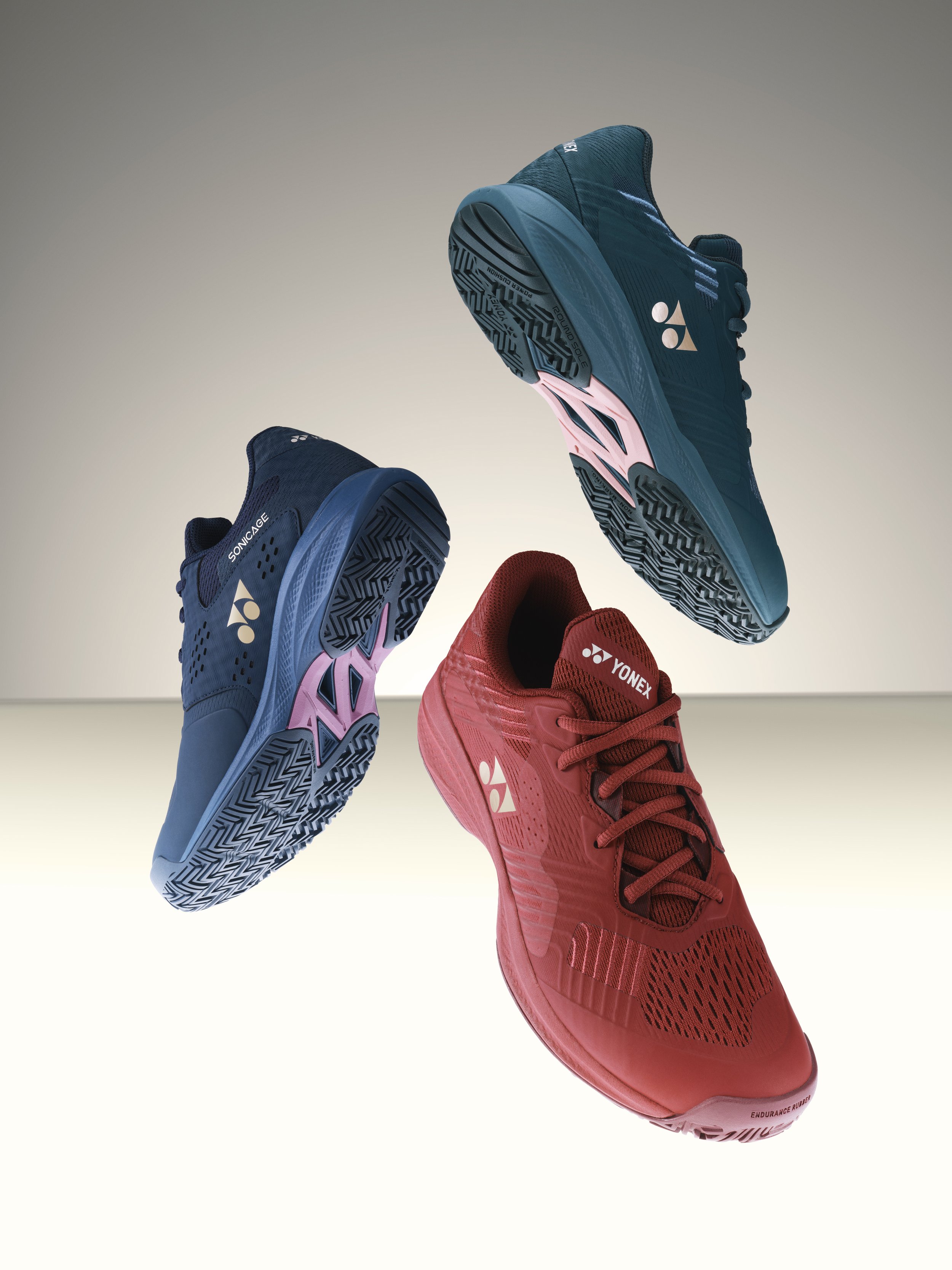 WB_Yonex_PR_SS26_3.2_SHOES_SONICAGE_F2 (1).jpg