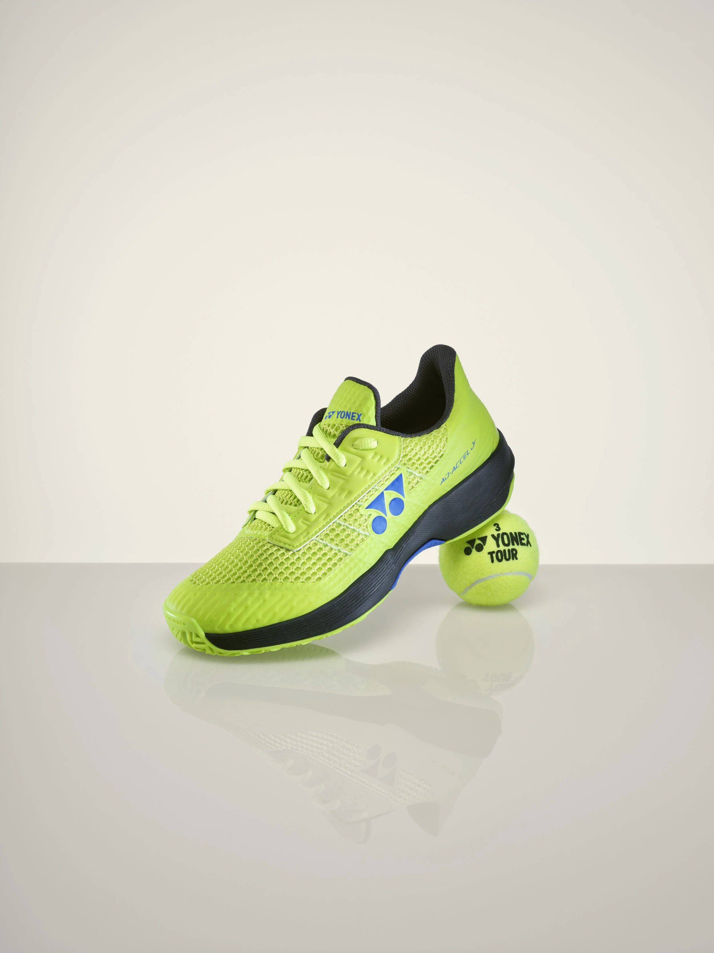 WB_Yonex_PR_SS26_4_SHOES_AD-ACCEL JR_F1 (1).jpg