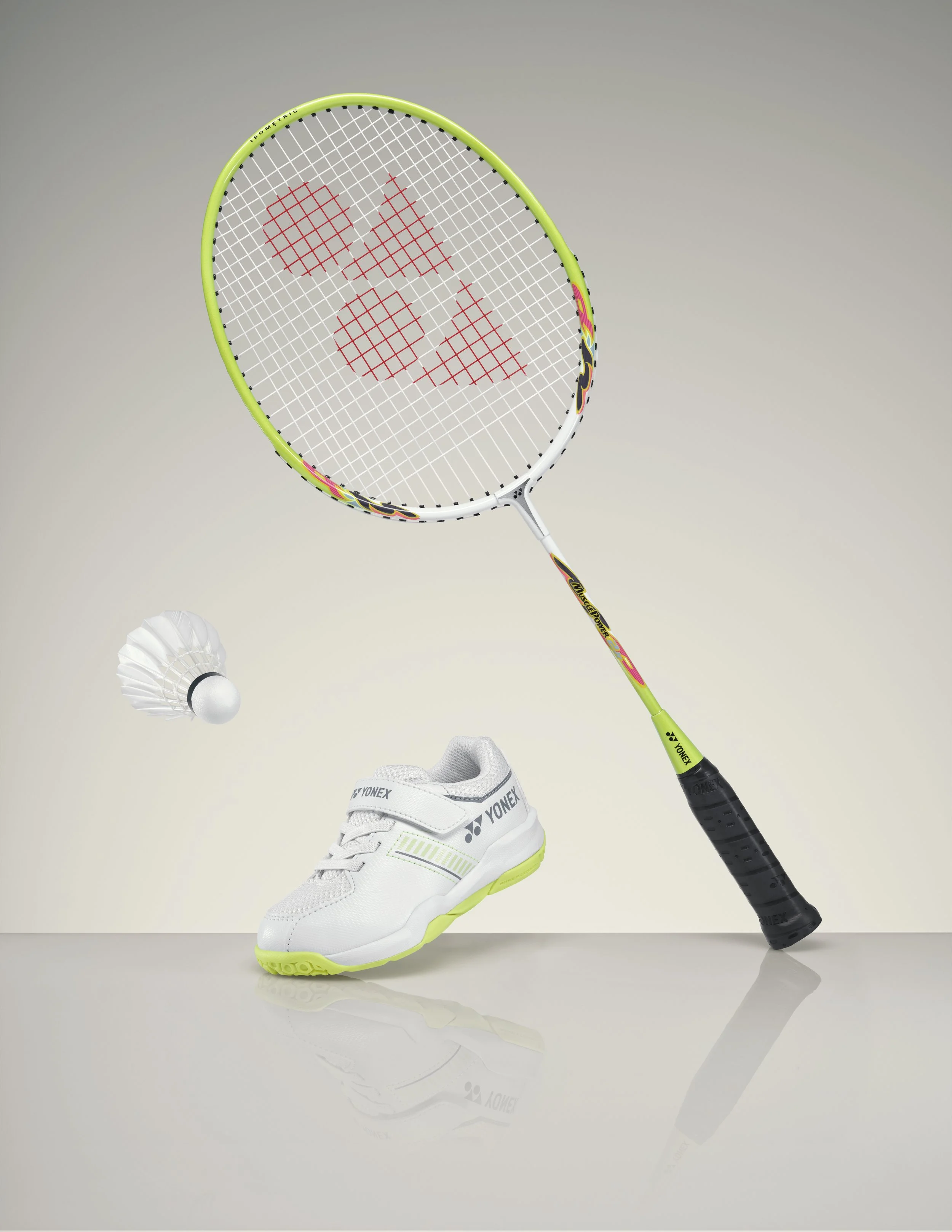 WB_Yonex_PR_SS26_6.2_SHOES_KIDS Set shot(POWER CUSHION STRIDER KIDS)_F2.jpg
