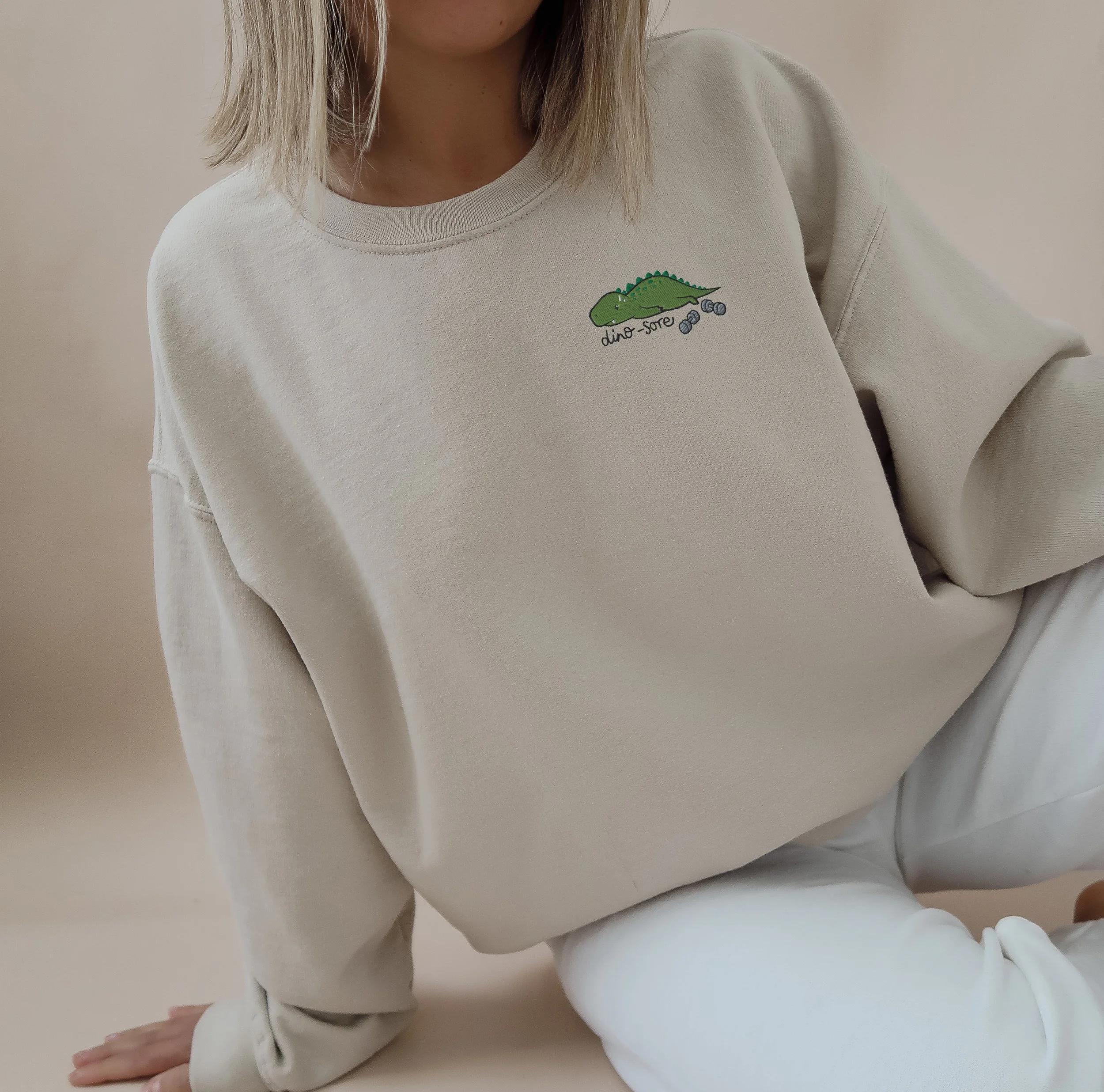 2 3model_sweatshirt-4farben2.jpg