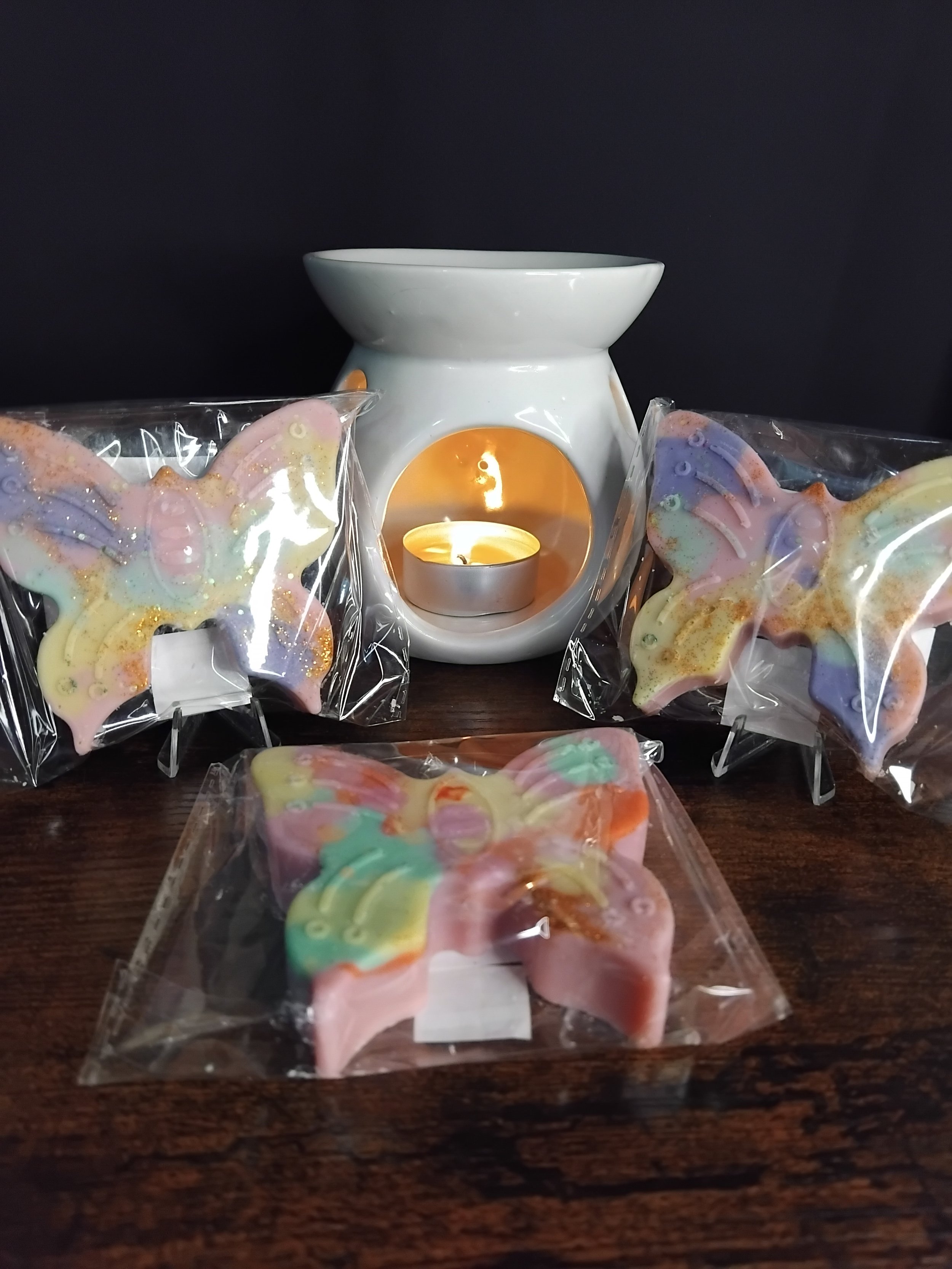 Orange & Amber Butteryfly Shaped Wax Melt