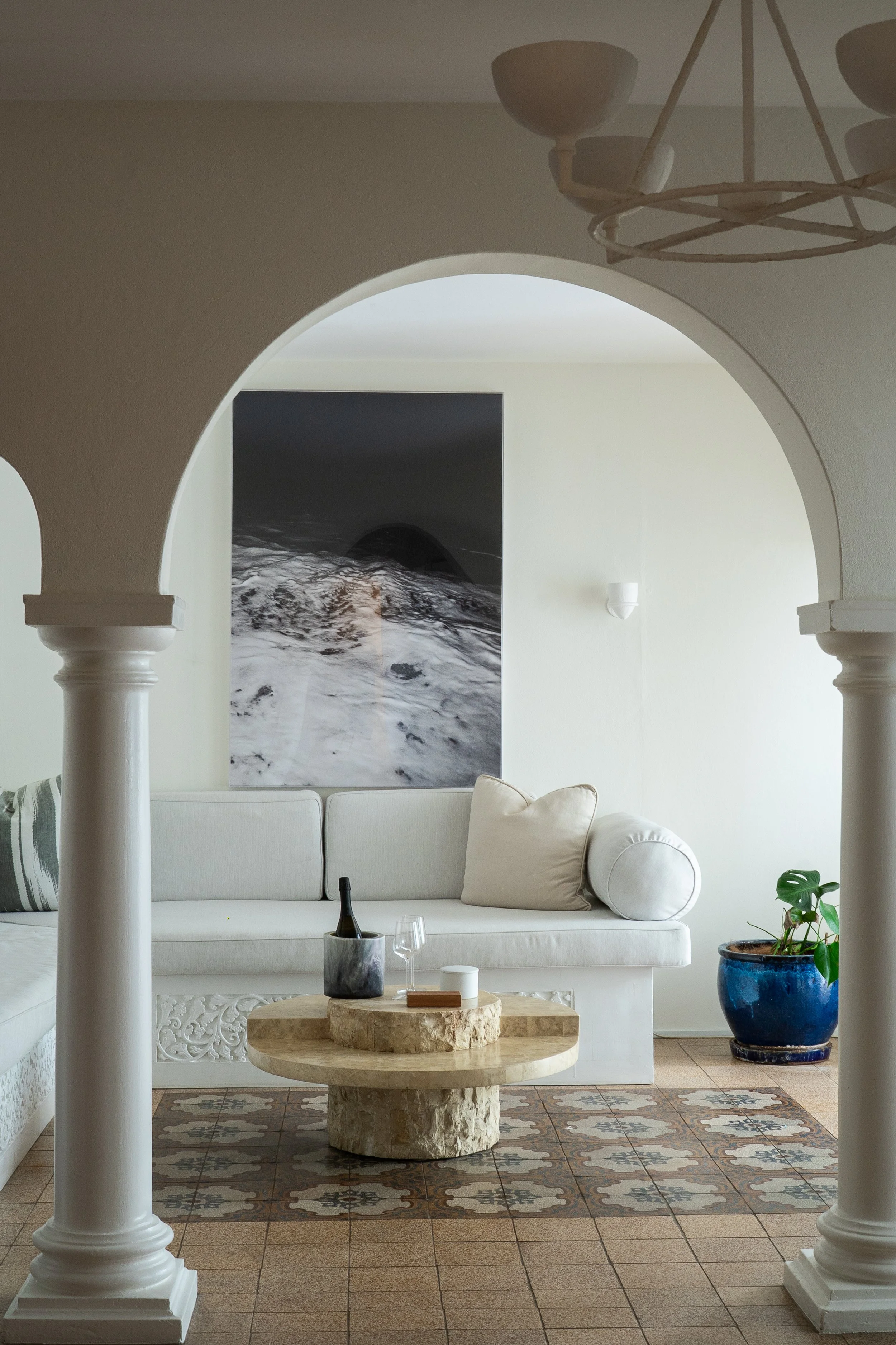 Raes on Wategos, Interior design by Tasmin Johnson