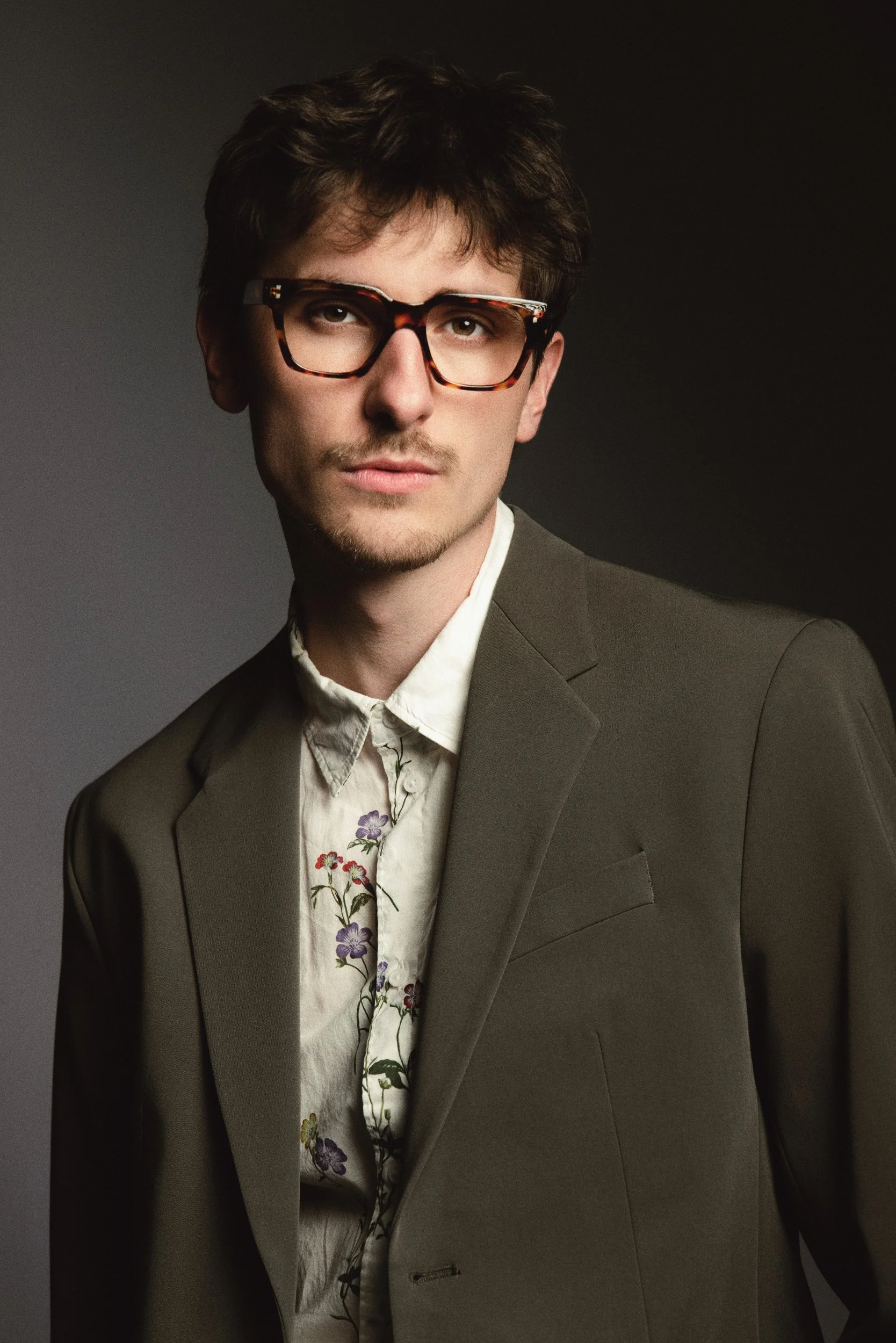 L1370060-tom-aura-models-brandon-barnard-photography.jpg