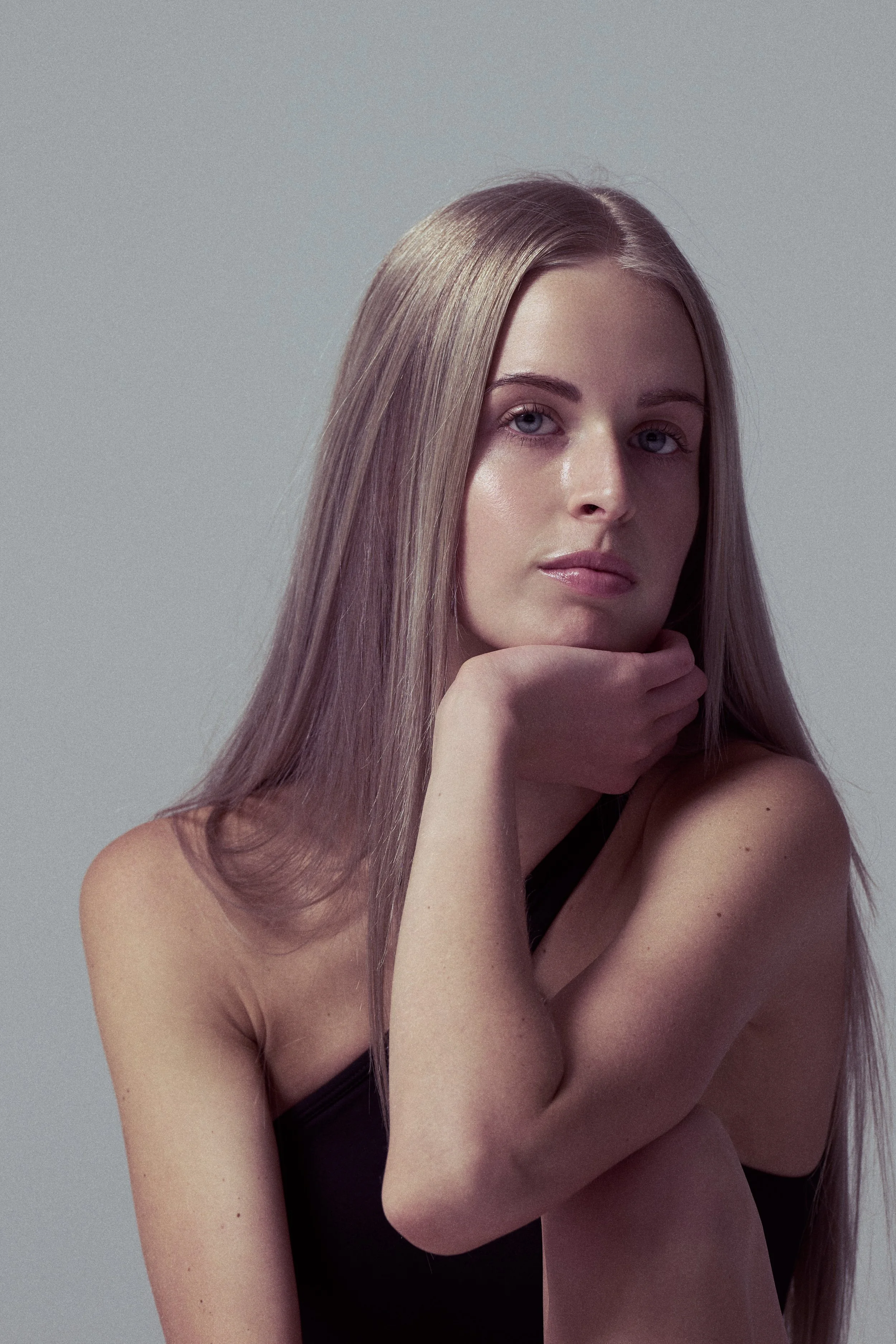 AURA408348 1.jpg