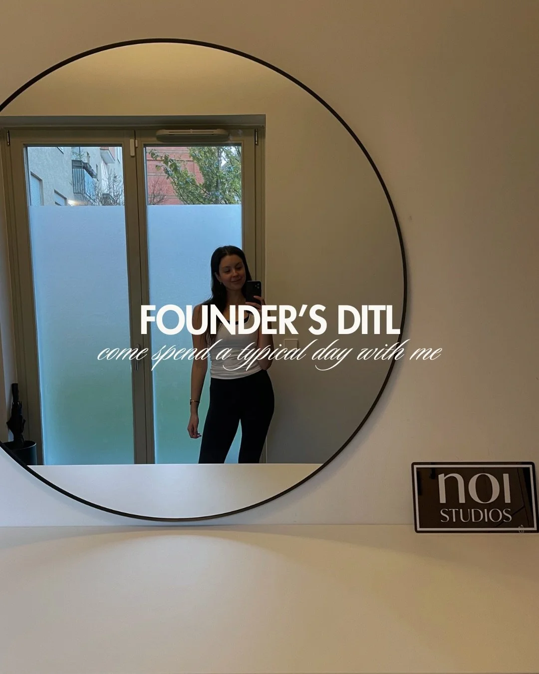 Snippets of a very typical Friday in the life of Naomi 🖤