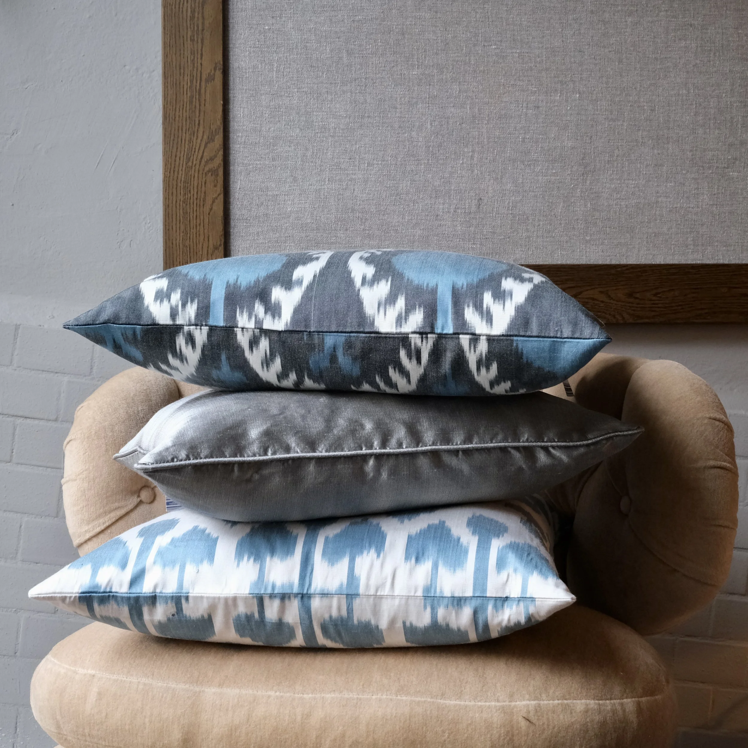 Kudde gammal 50x50 cm silke grupp.jpeg