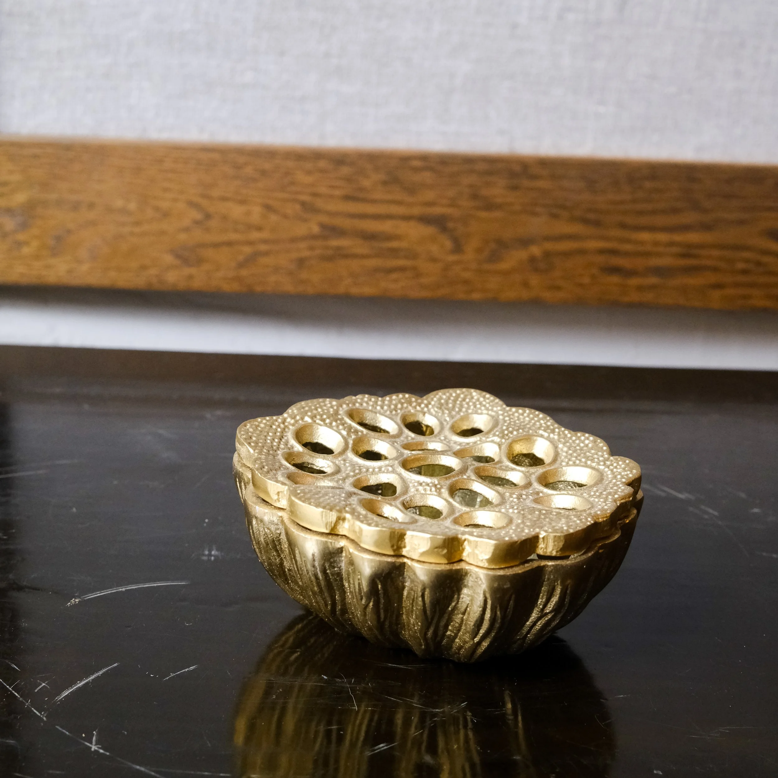 Lotus i guld.jpg