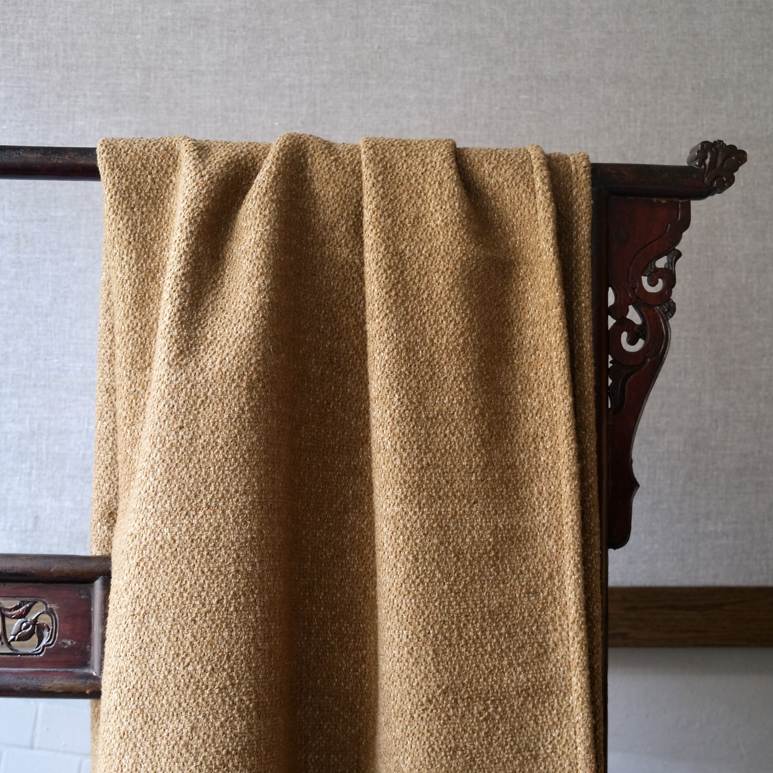 Överkast St. Moritz Curry.jpeg