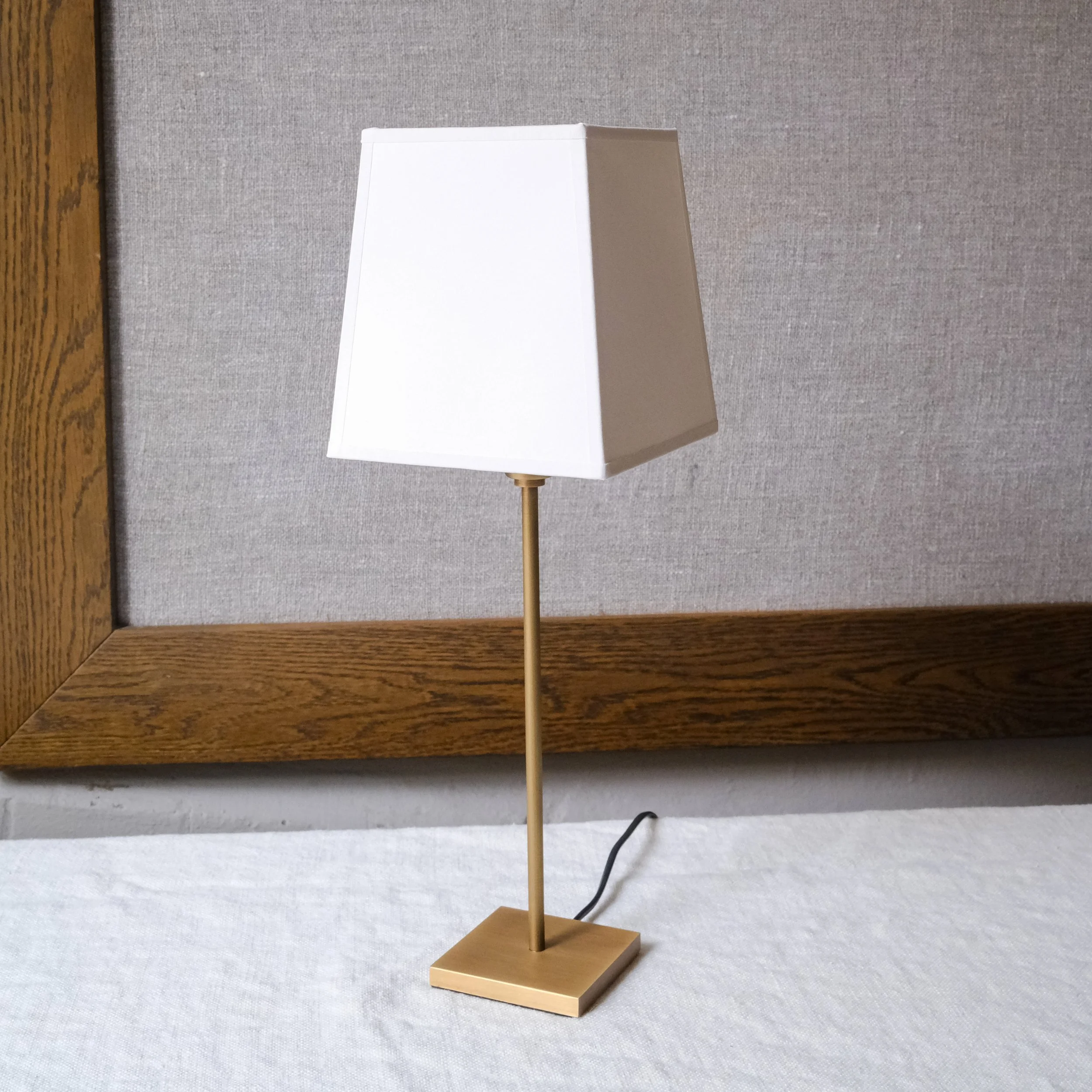 Bordslampa Anoukis.jpg