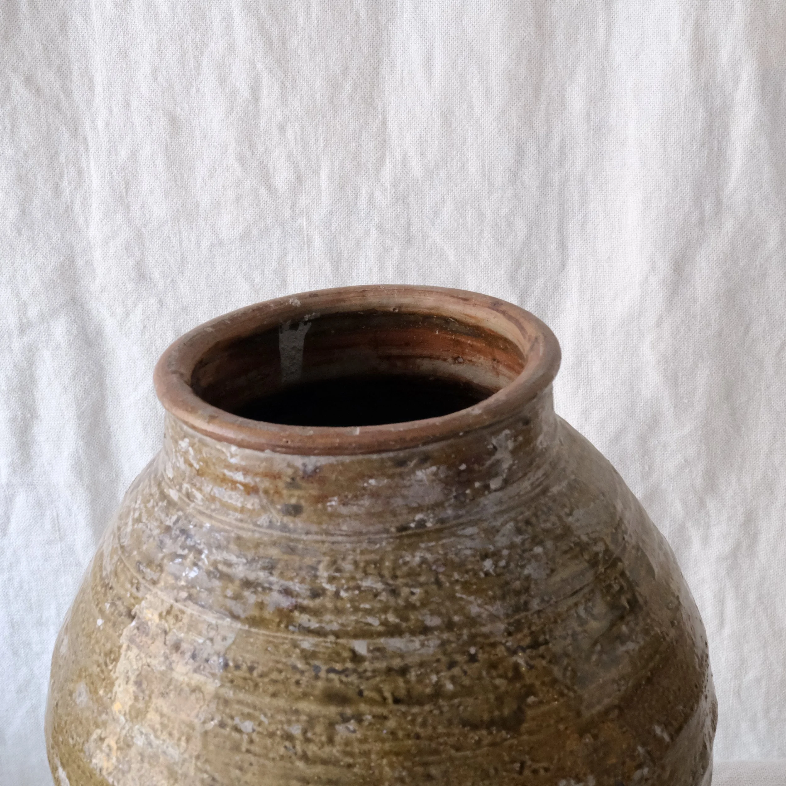 05050141 Bali AW25 - Yellow Pot H35cm Nr.1-3.jpeg