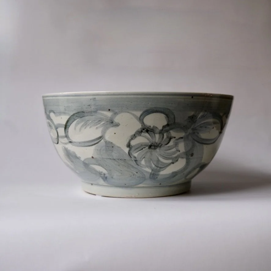 05070029 - EAST - Blåvit skål, Large.jpeg