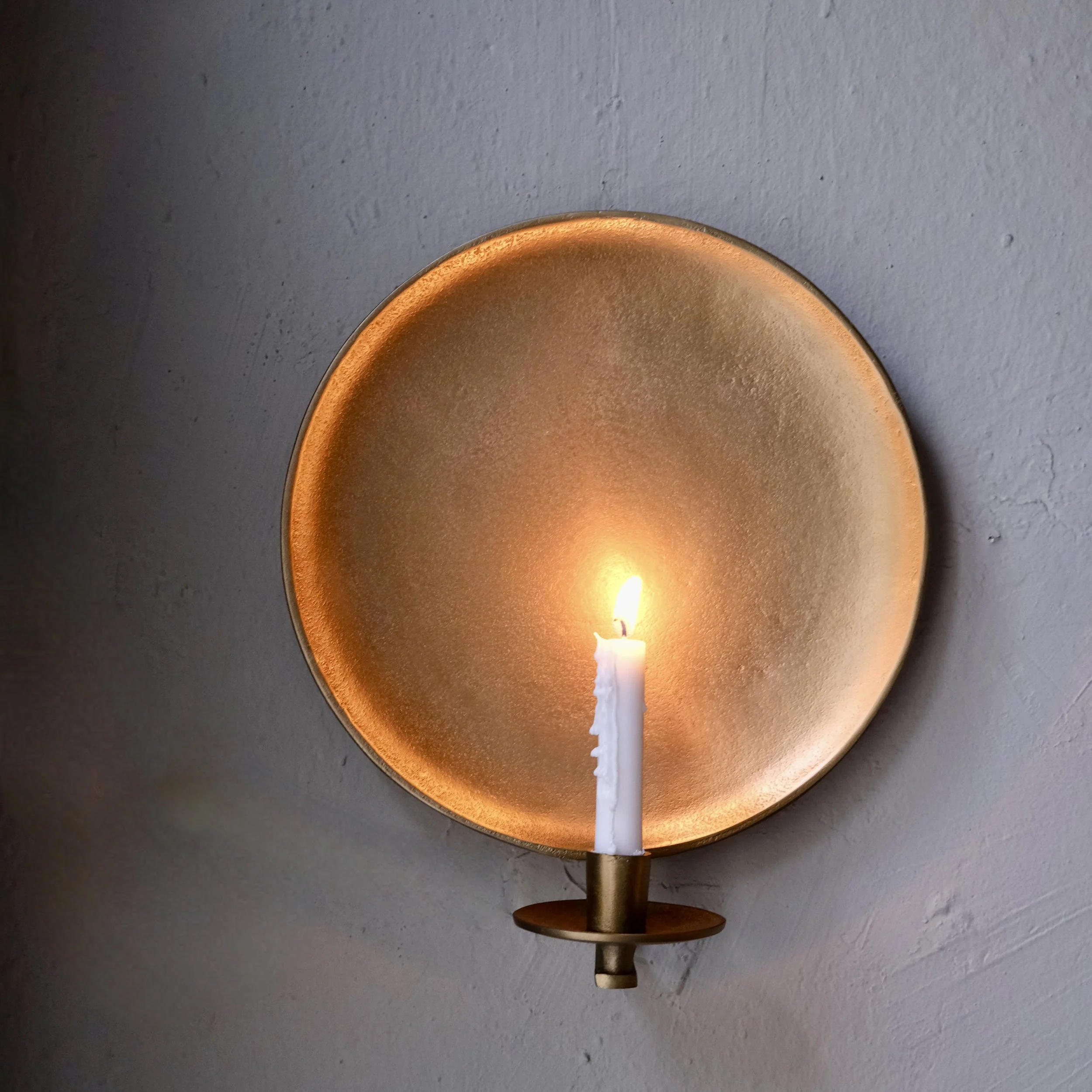 05160003 Väggljusstake Mässing.jpeg