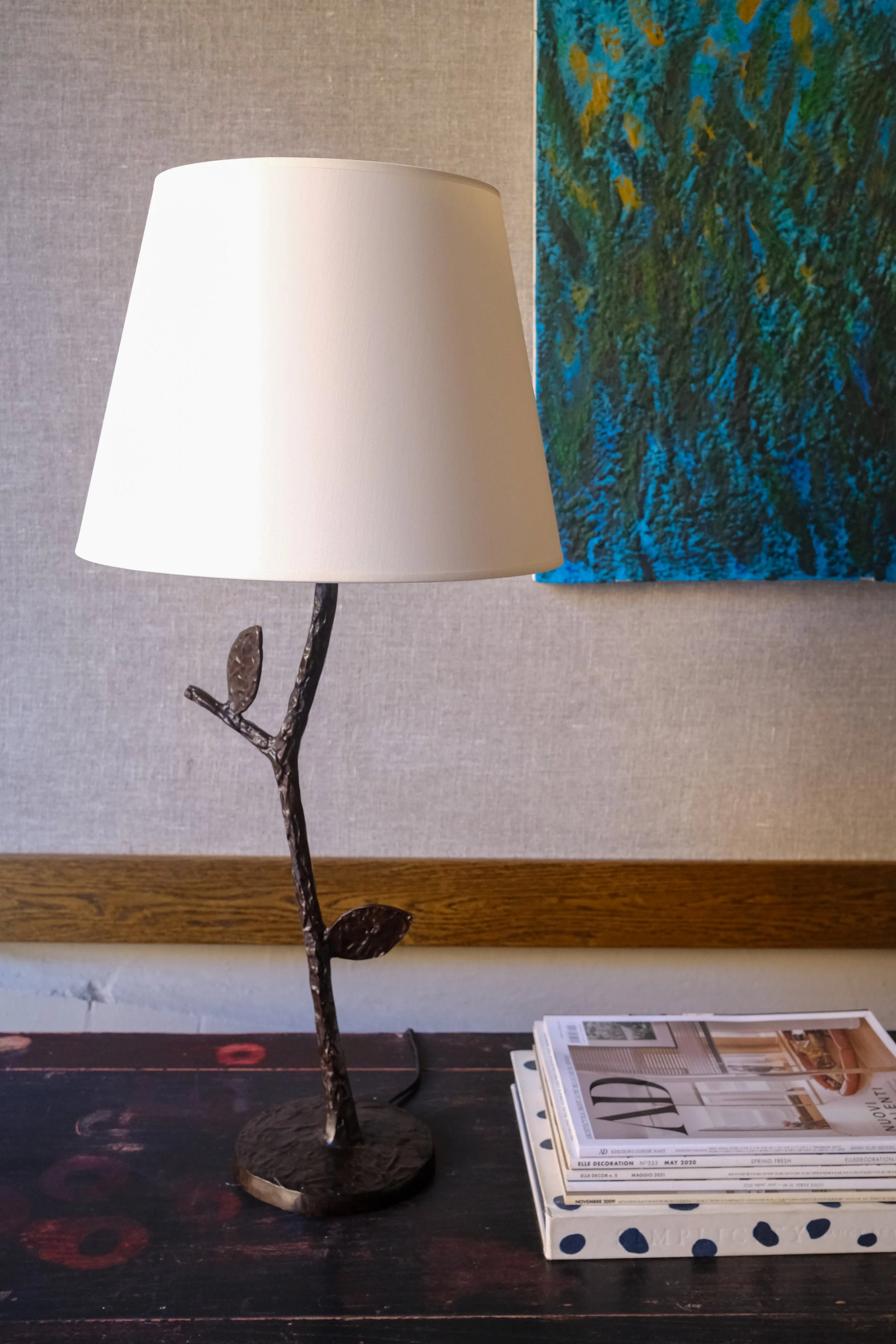 Bordslampa Flora stilleben.jpg