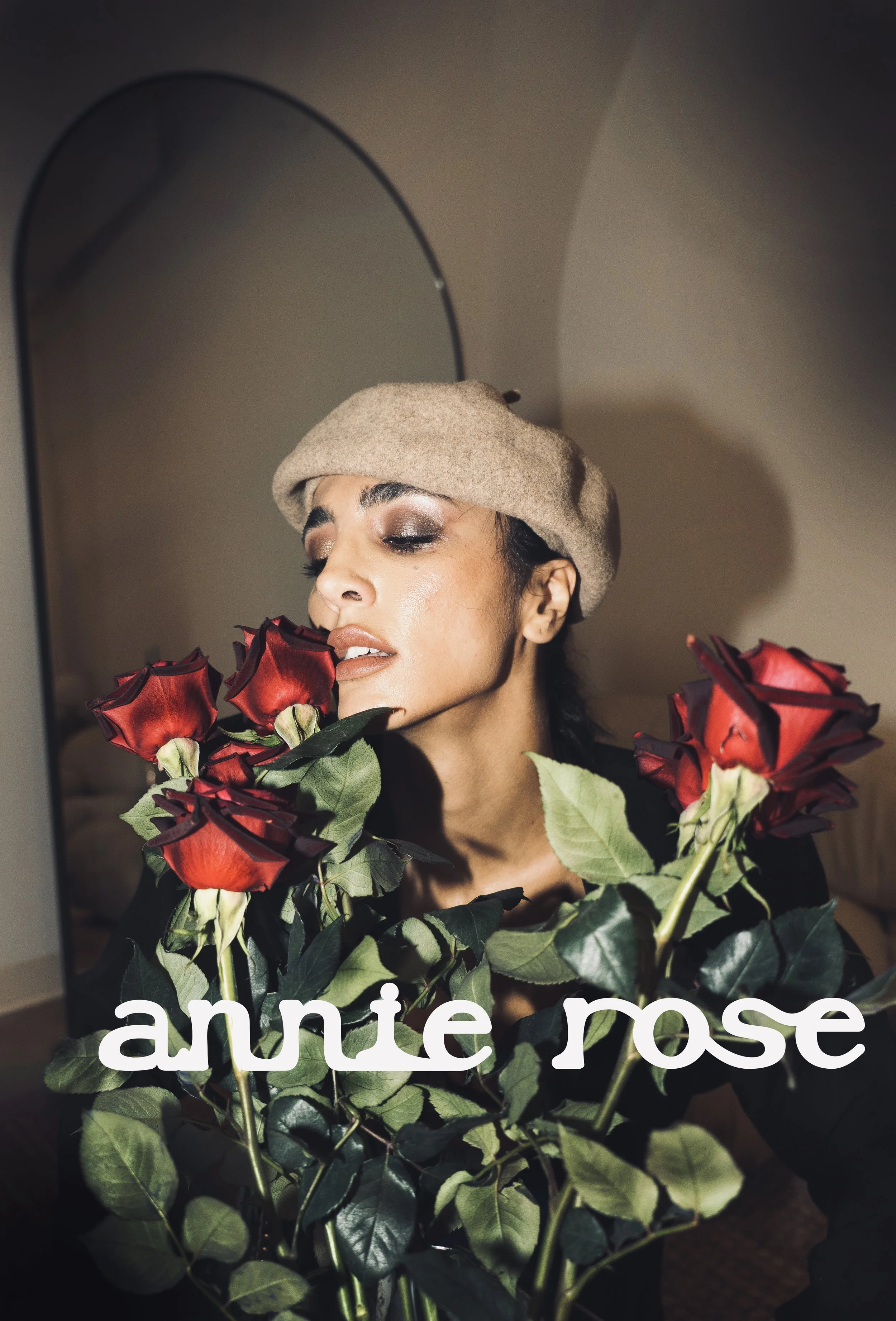 Roses 6 logo.jpg