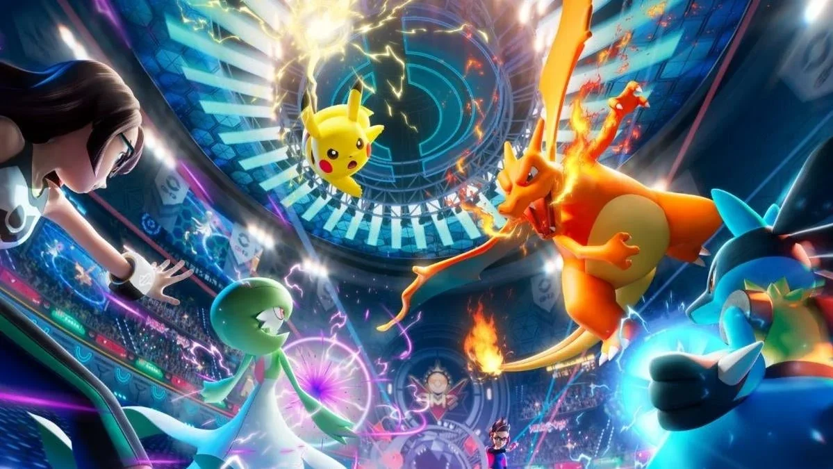 A digital scene of a Pokémon battle inside a futuristic arena. Pikachu, with electric sparks, and Charizard, with fire and flames, face off against each other. Glalie and Lucario are also visible, participating in the battle. A person, possibly a trainer, is seen on the left side of the image.