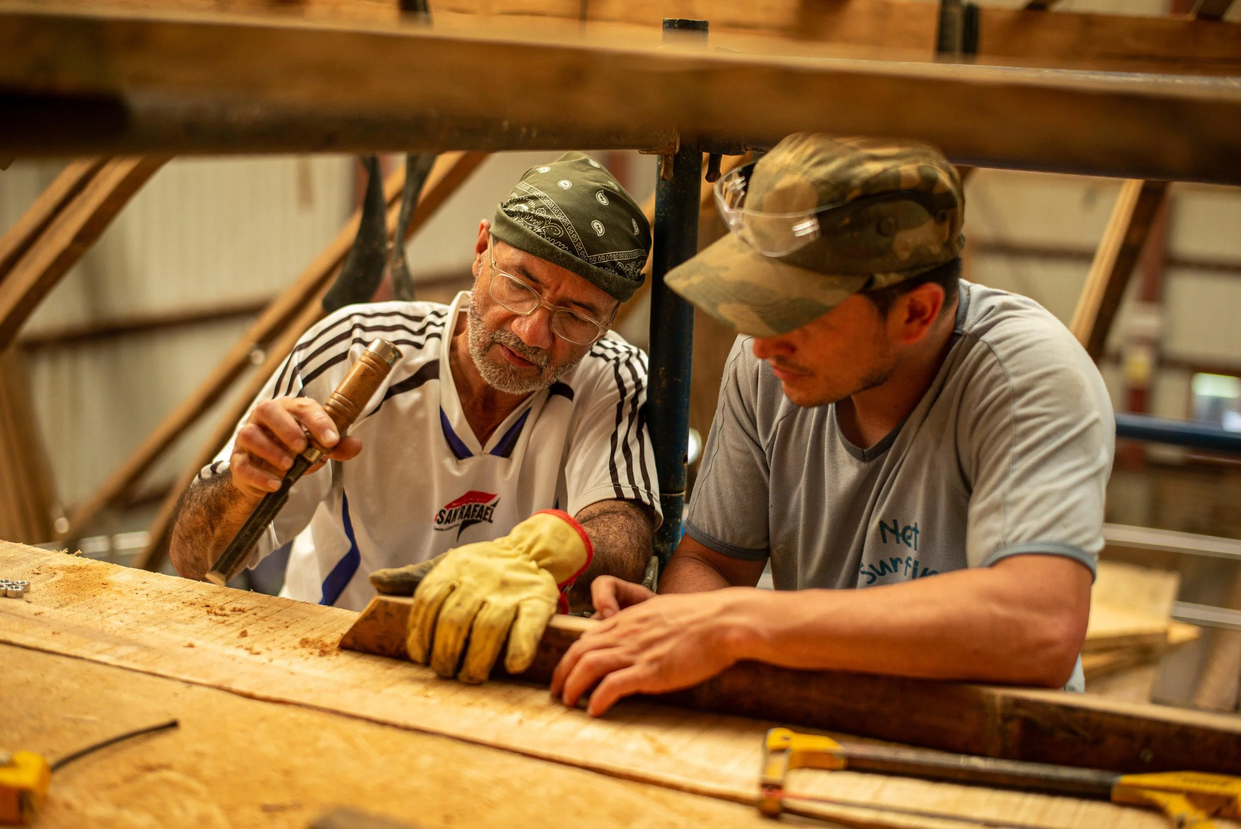 Carpenters in the workshop ©Jörg Gruber.jpg