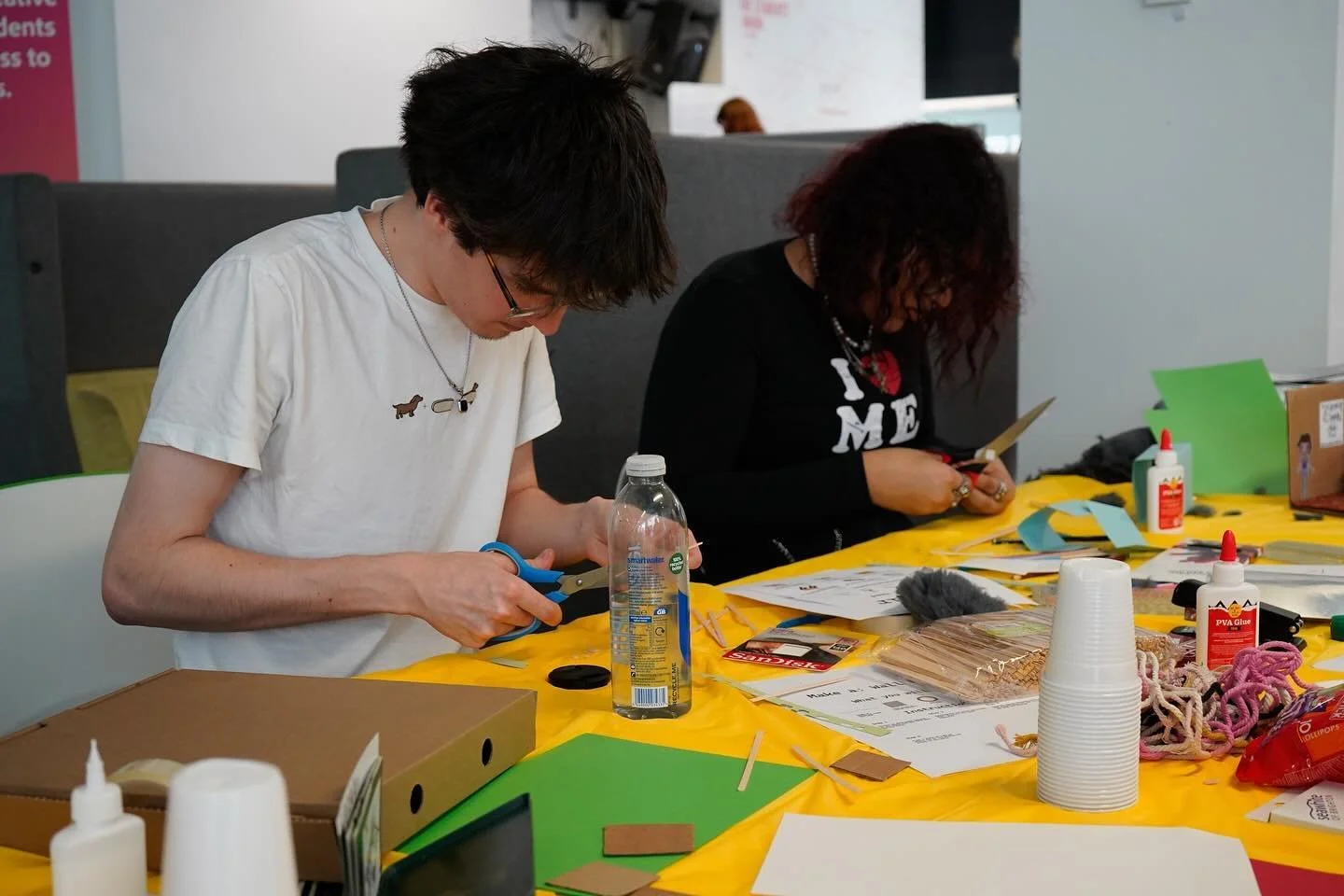 participatory project for university, diorama of a childhood bedroom 

may 2024