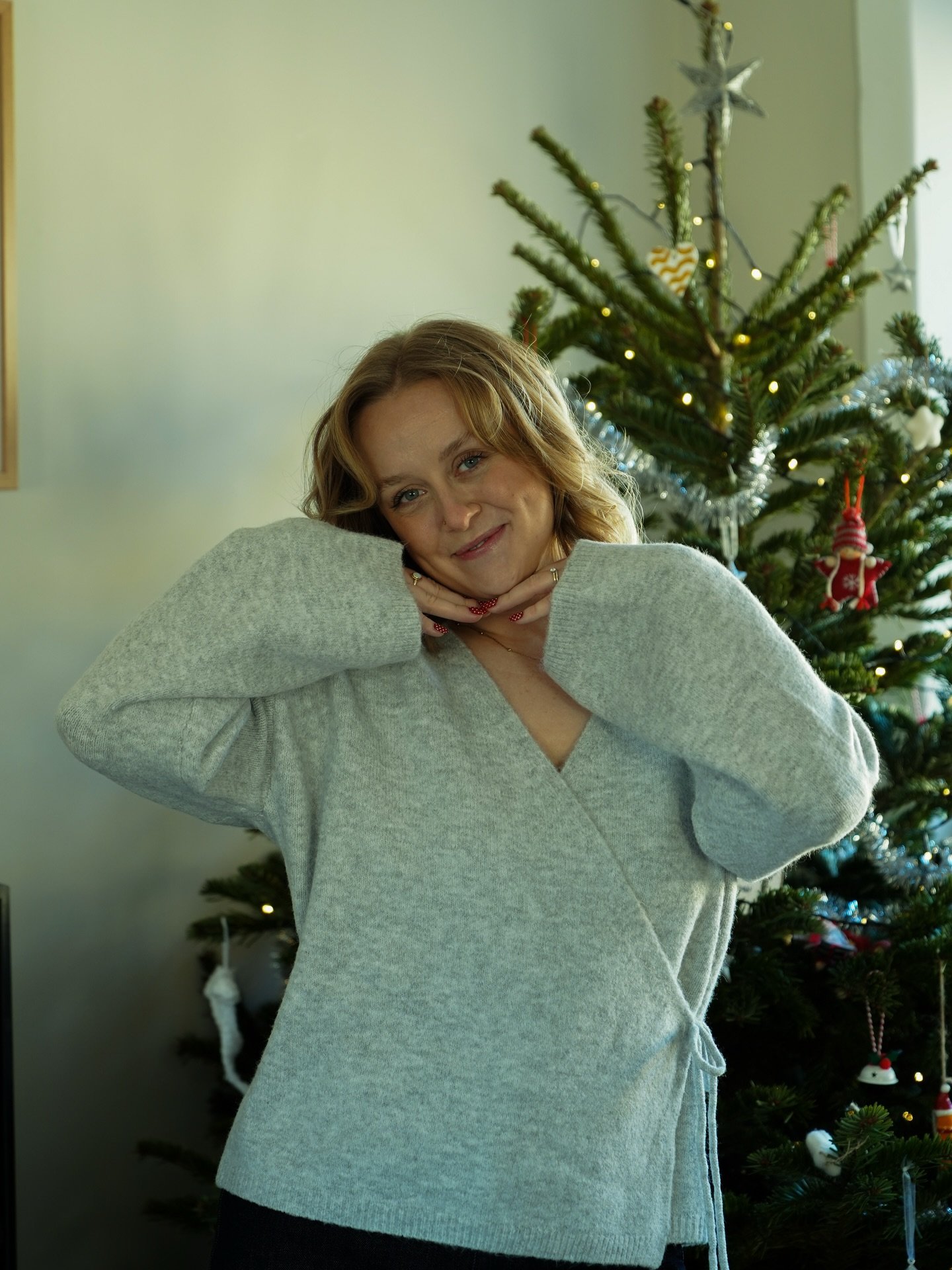 a few snaps from christmas day🪩 hope you all had a wonderful time if you choose to celebrate &amp; that you enjoy these glorious in inbewteen days before 2026 kicks off xx