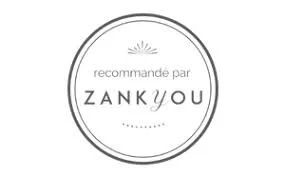 Logo circulaire avec texte en français et en anglais