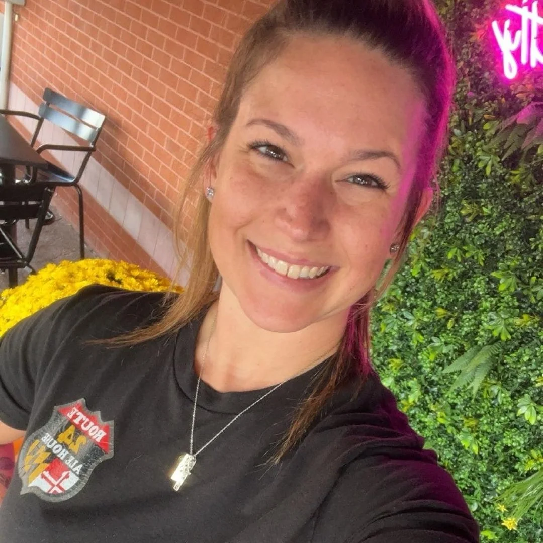 💙 Clear those Monday blues at Route 24 Ale House! 💙

We've got some great staff working today!

👉 Happy Hour runs from 3pm-close
🍗 $10 Wing Night kicks off at 4pm
👧 Kids Eat FREE all day long!