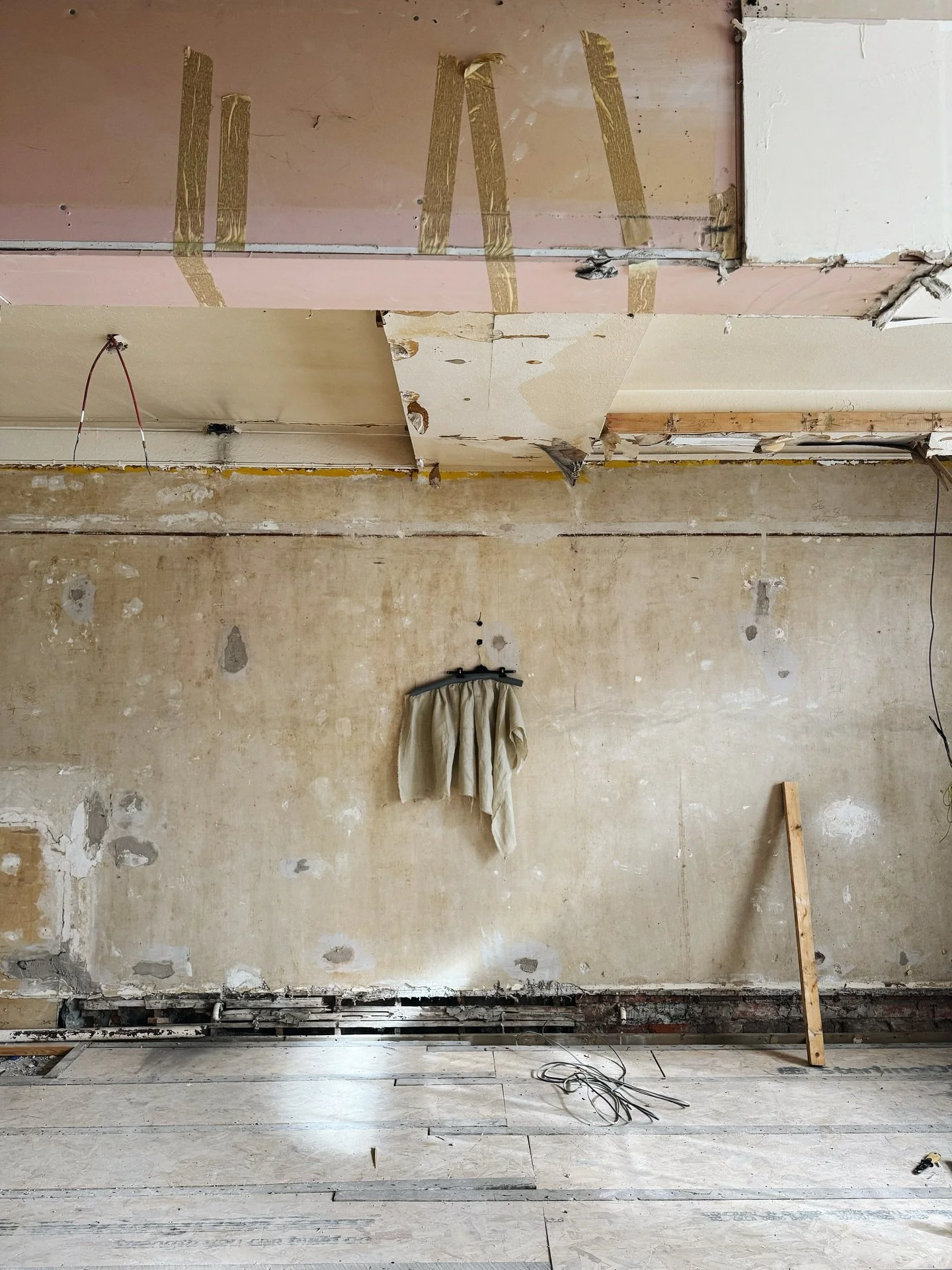 Dirty work ⚒️ The last couple of months have been messy, noisy, and a bit destructive, but also full of progress. @fraser_potter and @thefarmingkitchen &ndash; with a little help from various family members&nbsp;&ndash; managed to strip out all 36 be