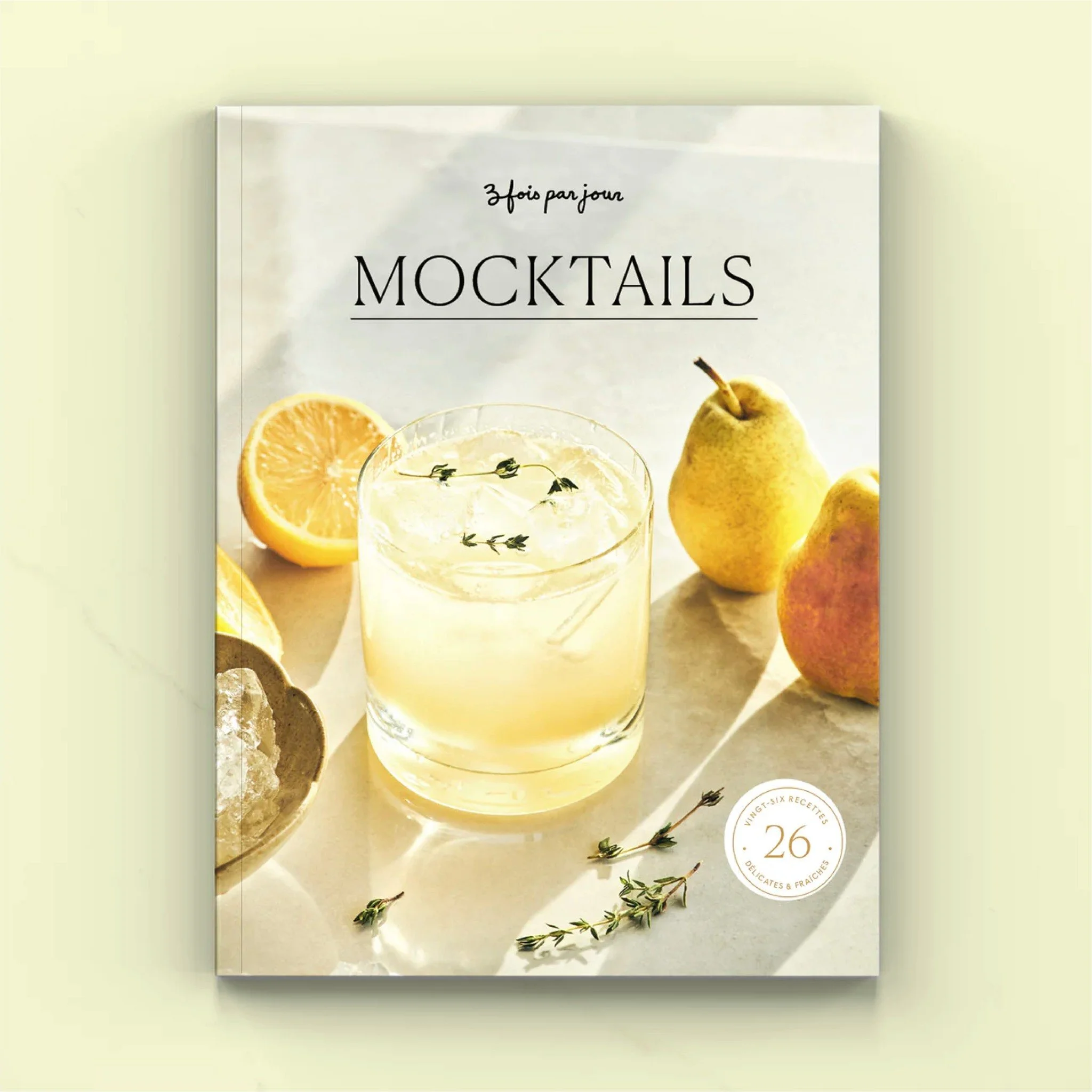 Direction artistique pour le carnet de recettes no12 sous le thème de Mocktails
Client : @troisfoisparjour 
Photographe : @jany_tremblay 
Stylisme : @emilie_murmure