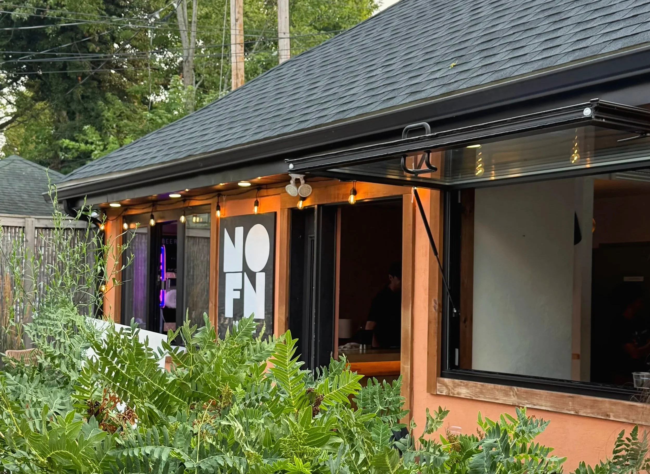 The Vibes Are Upbeat at No Fun Lo-Fi Bar