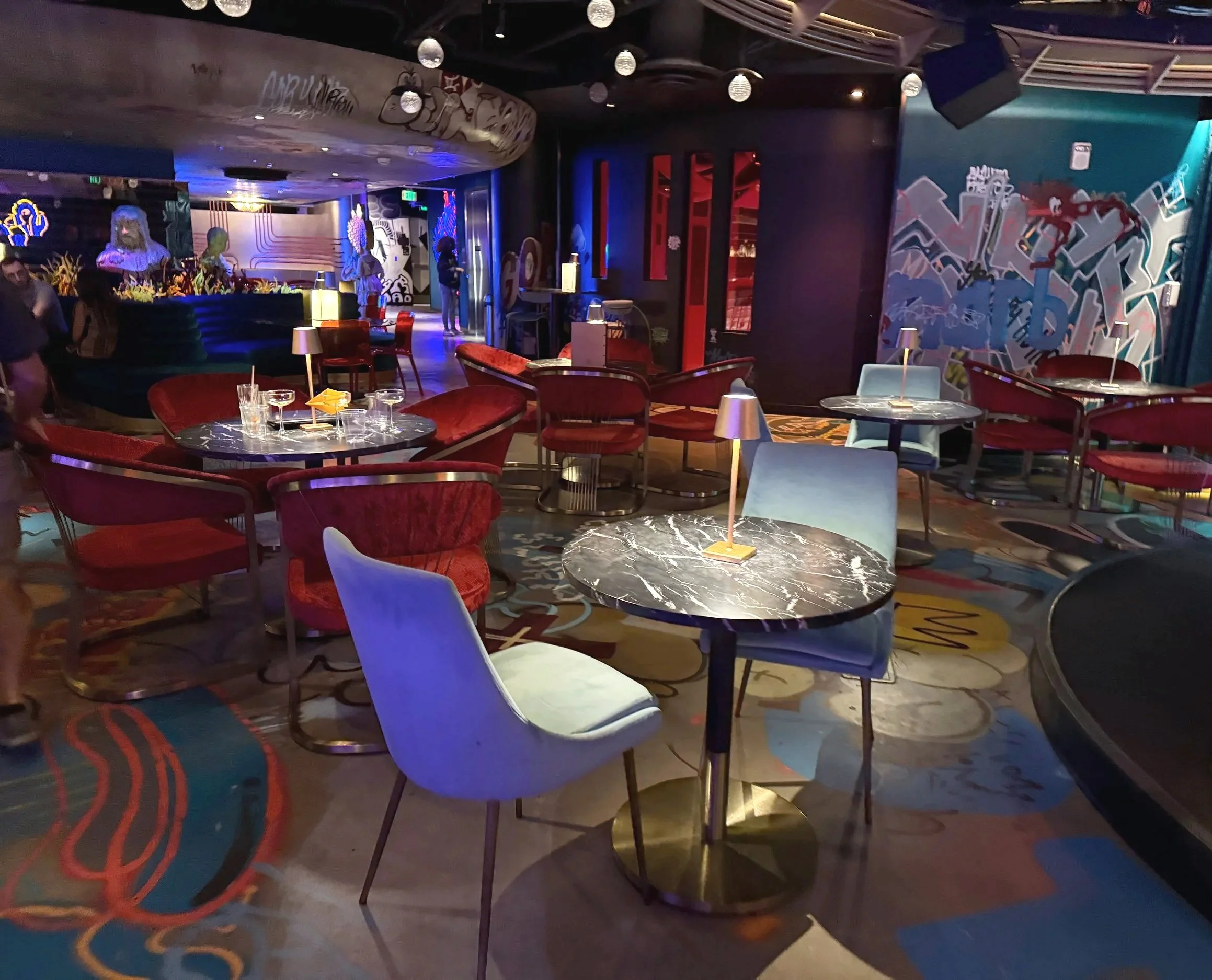 Sips (with a Z) is an interactive cocktail lounge inside the Convergence Station.