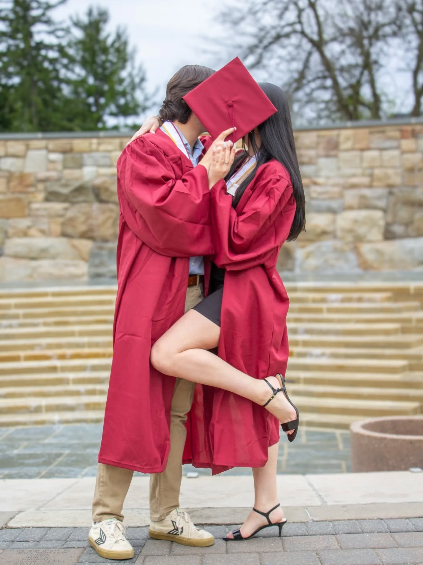College Sweethearts Session 📸🎓 ❤️
#freelancephotographer #gradphotographer #gradphotos #couplephotos #couplephotography