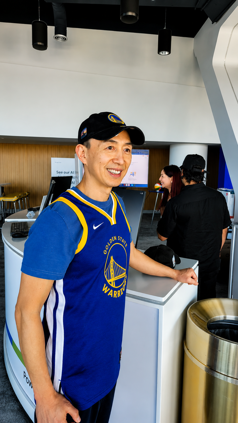 ai-studio-heat-press-san-francisco-warriors-basketball-nba-hat-press-baseball-cap-tech-private-conference.png