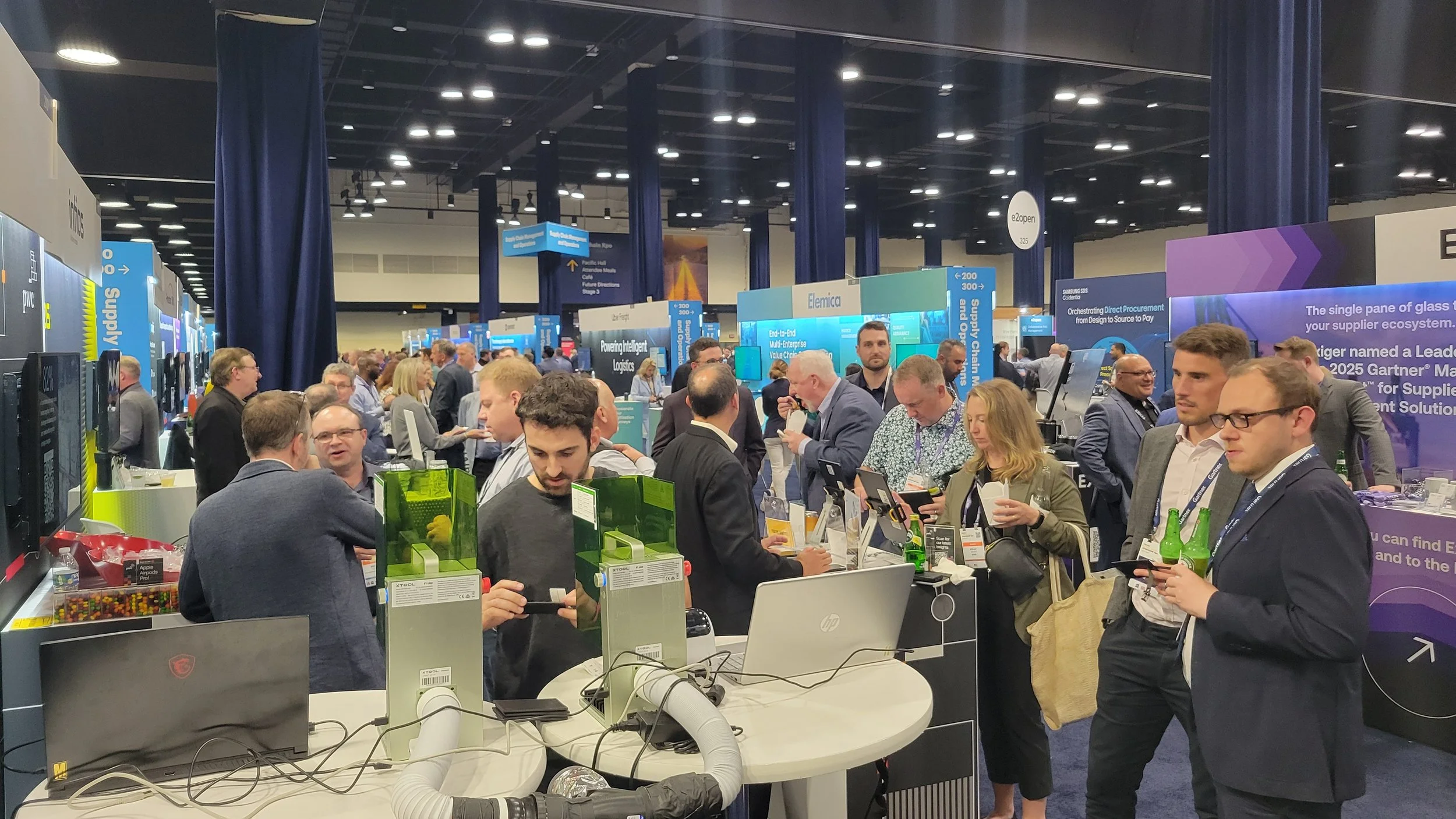 Booth Interaction Shipping Expo .jpg