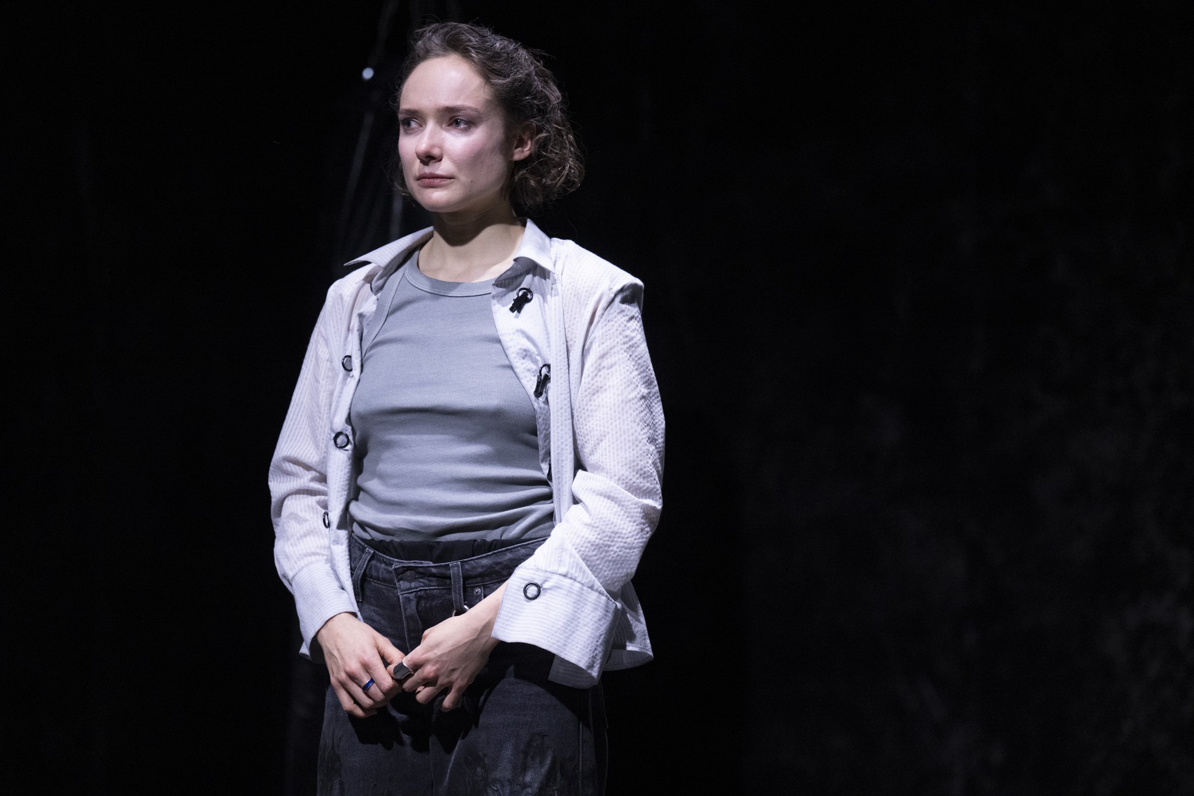 "PARADIES-ACKER" AM DÜSSELDORFER SCHAUSPIELHAUS © Melanie Zanin und Sandra Then