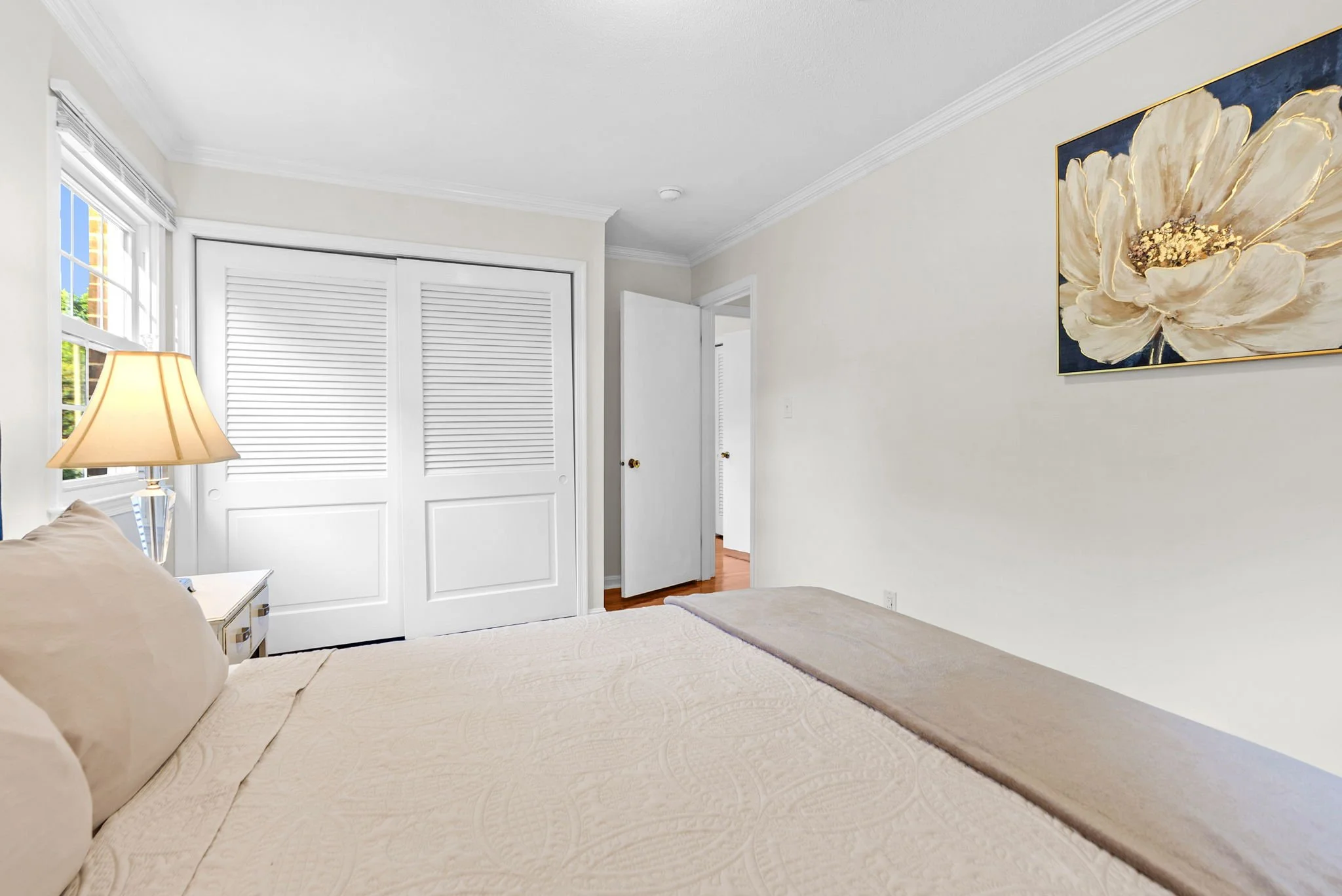 37-durham-nc-extended-stay-rental-near-duke-university-laundry.jpg