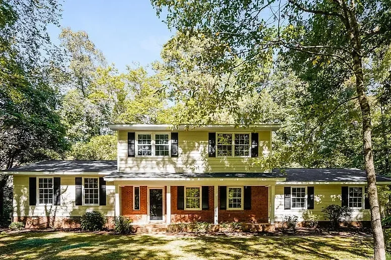 5308 Amsterdam Place, Raleigh