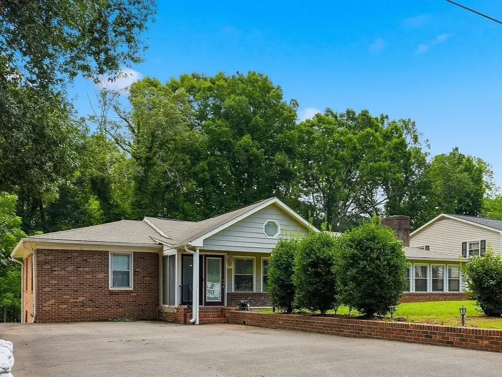422 Orange Heights Loop, Hillsborough