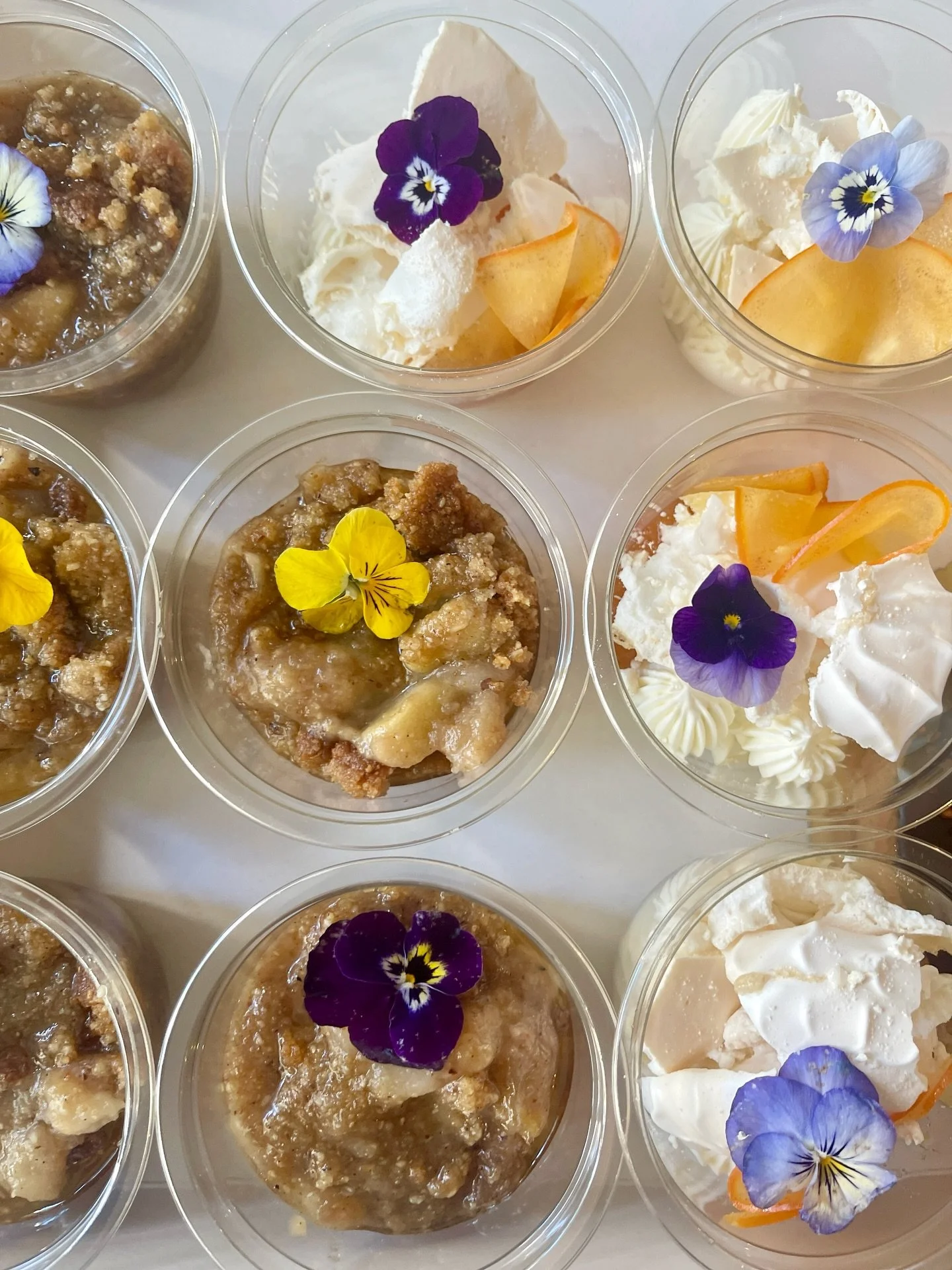 🍂 Extrait du buffet d&rsquo;automne r&eacute;alis&eacute; pour Aquiti Gestion 🍂
 
👩&zwj;🍳 Au menu : 

&bull; Salade de chou rouge, pomme &amp; lardon fum&eacute;s de porc, condiment yuzu &amp; balsamique 
&bull; Salade de fenouil, cl&eacute;menti