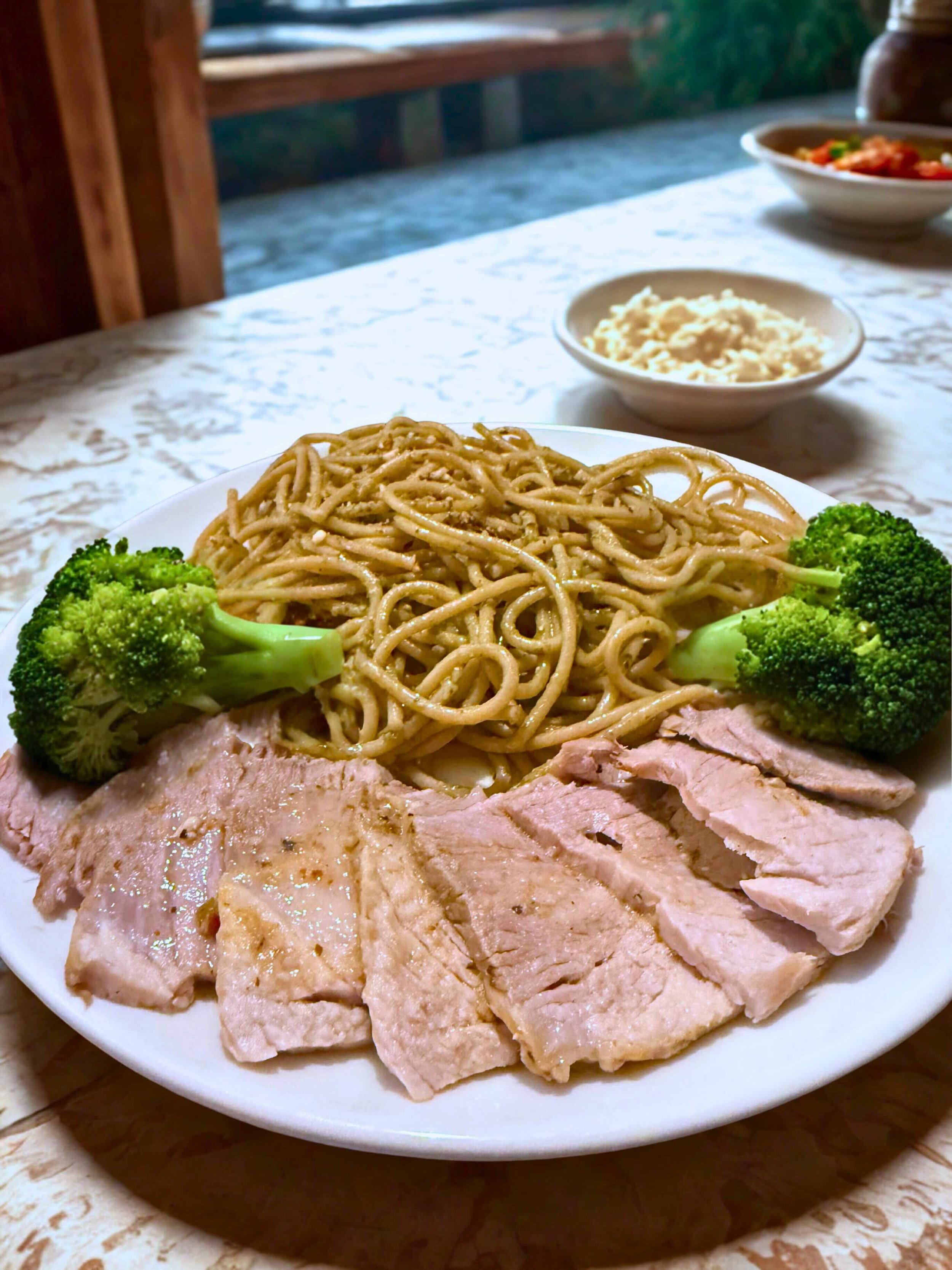 🍽️ Roasted Pork Loin with Pesto Pasta & Broccoli