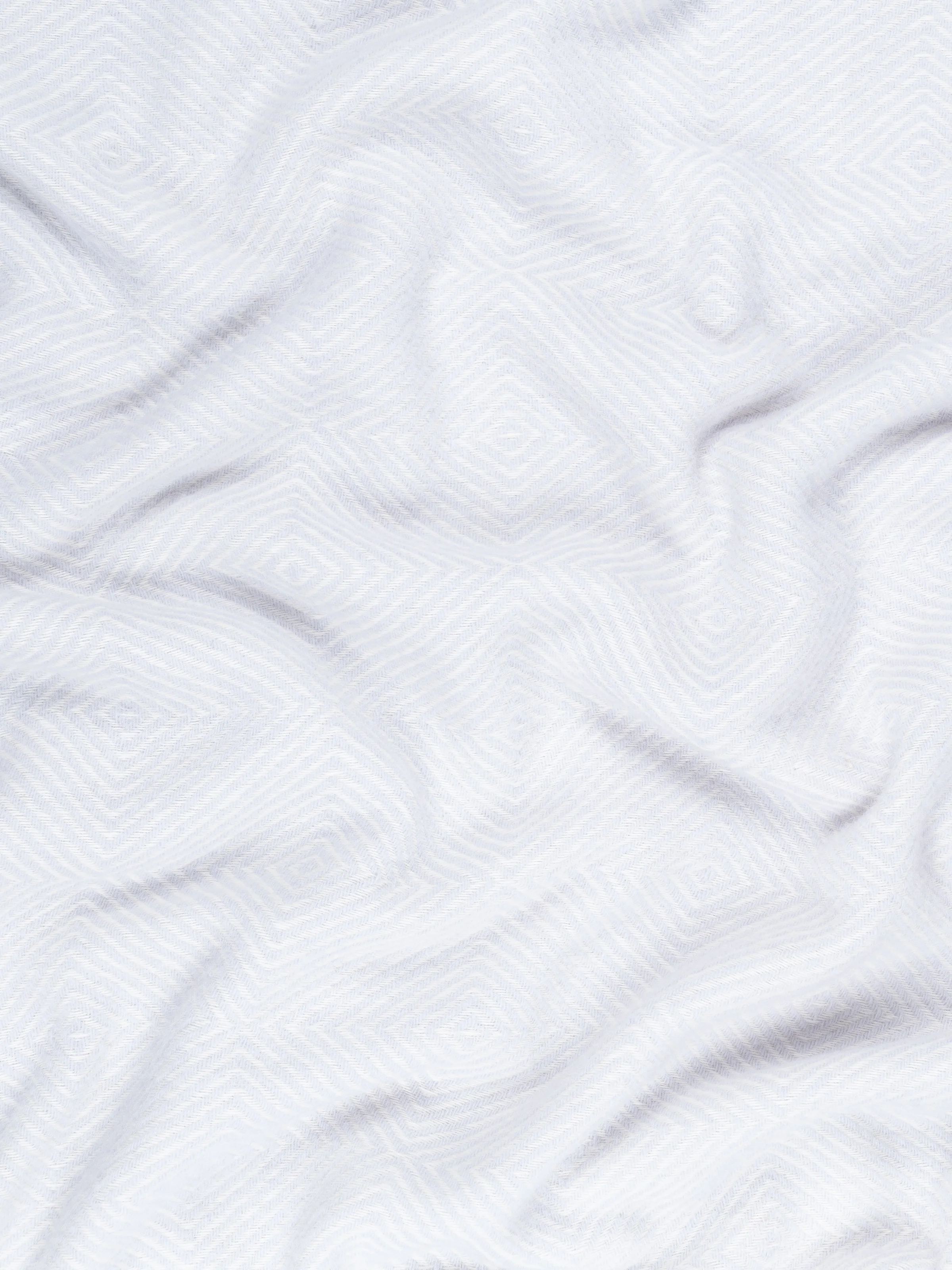 3--Alpine-Sanctuary-Blanket---Diamond-Gaze---Cloud-Whisper.jpg (Copy)