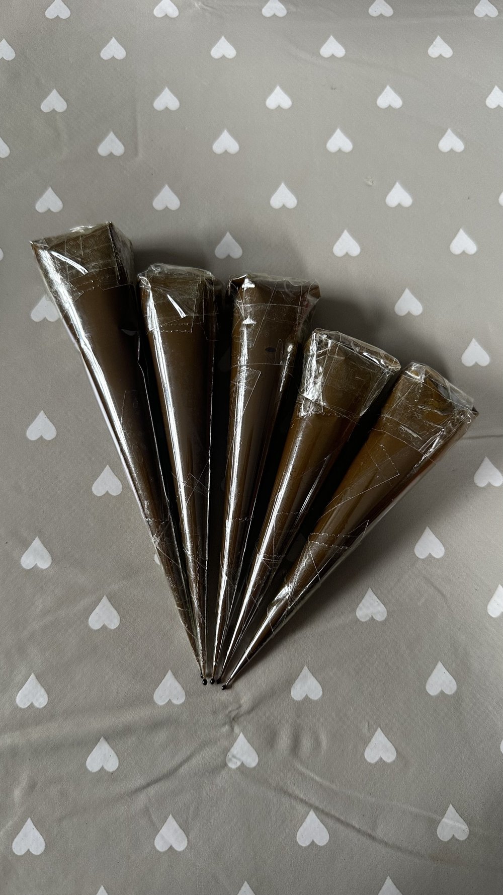 Henna Cones Filled with Natural Henna Paste – Ready for Application