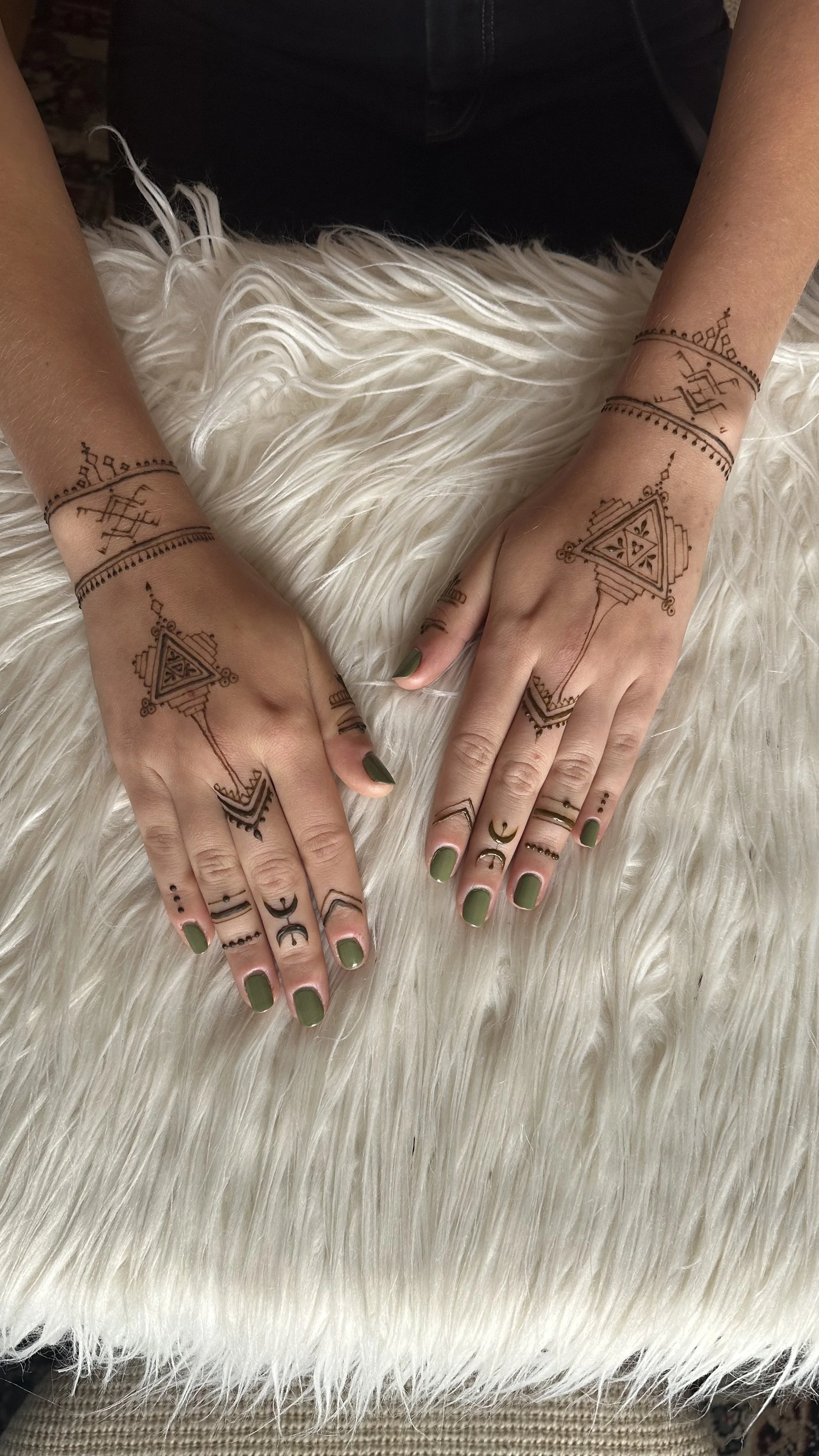Tribal Berber Henna Design – Traditional Geometric Mehndi Art