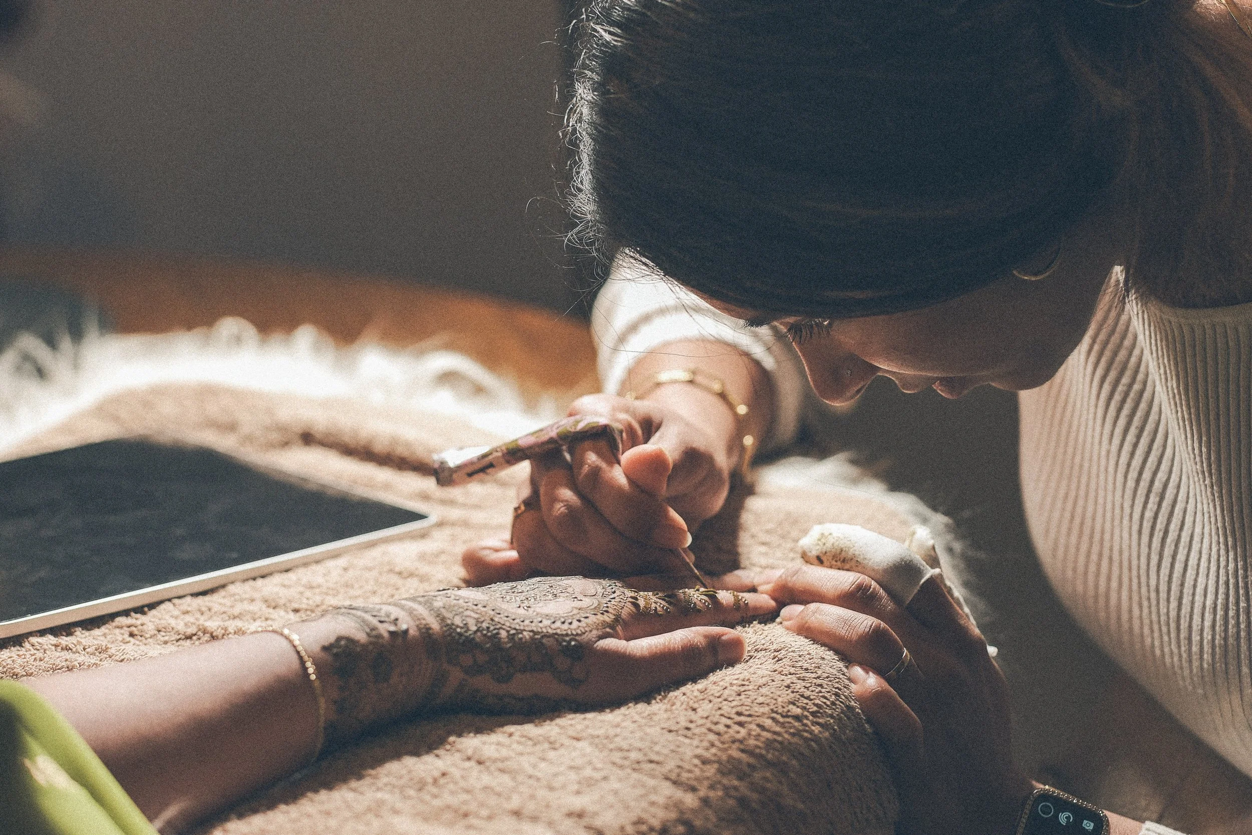 Photography by Jason Little Weddings