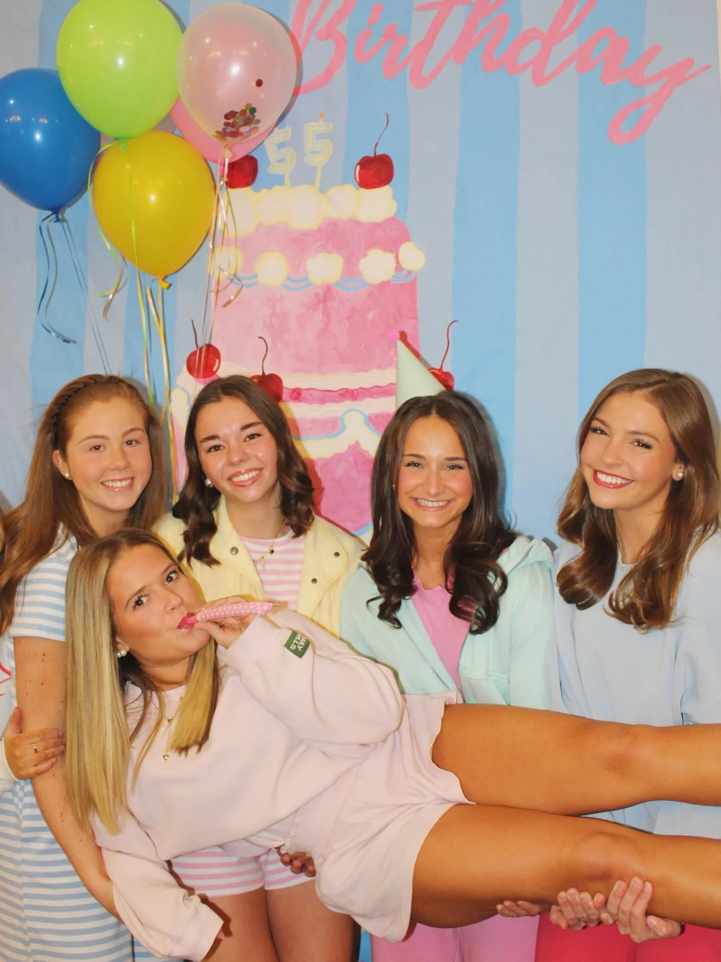 55 YEARS OF GAMMA SIGMA!!!!!
This sisterhood truly is the gift that keeps on giving! Forever celebrating Gamma Sigma💕🧁🤸🏼&zwj;♂️💛

#TroyAlphaGam