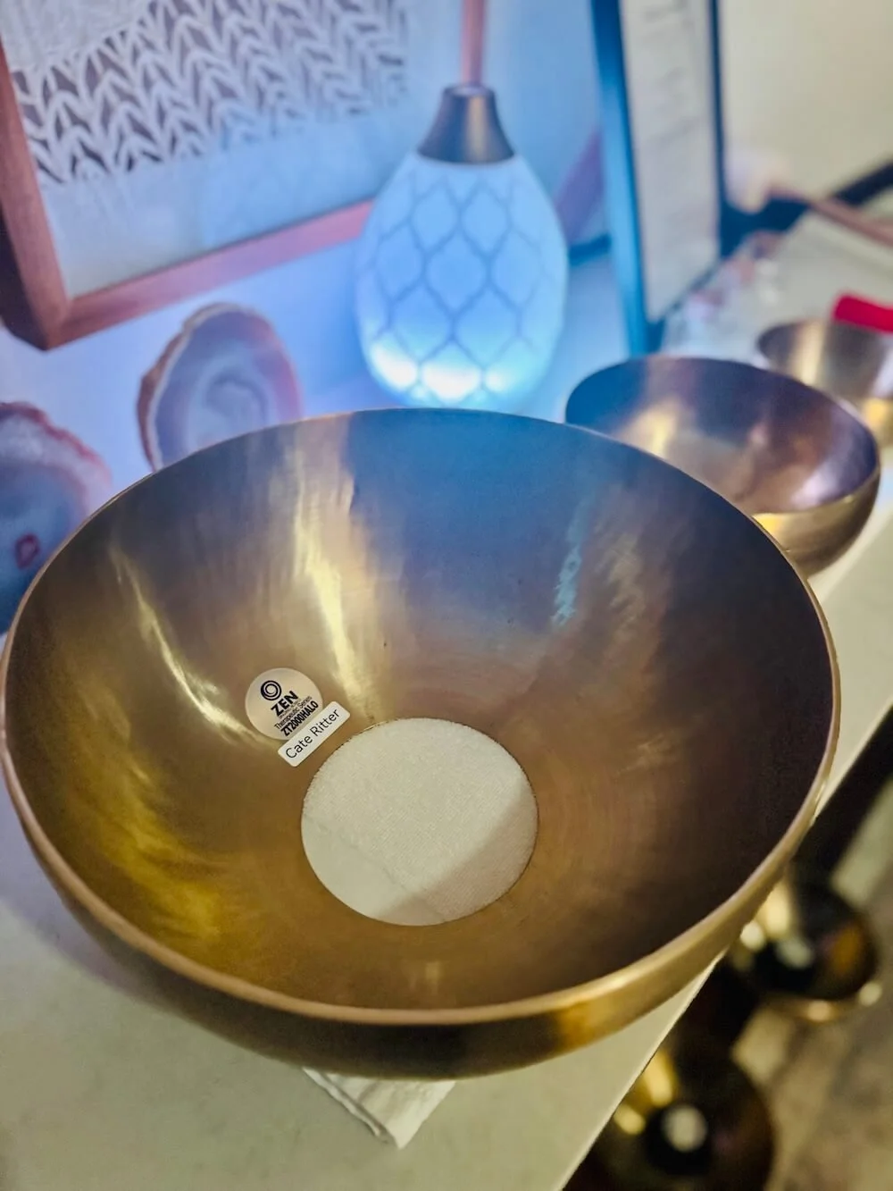 vibrational sound therapy zen singing bowl