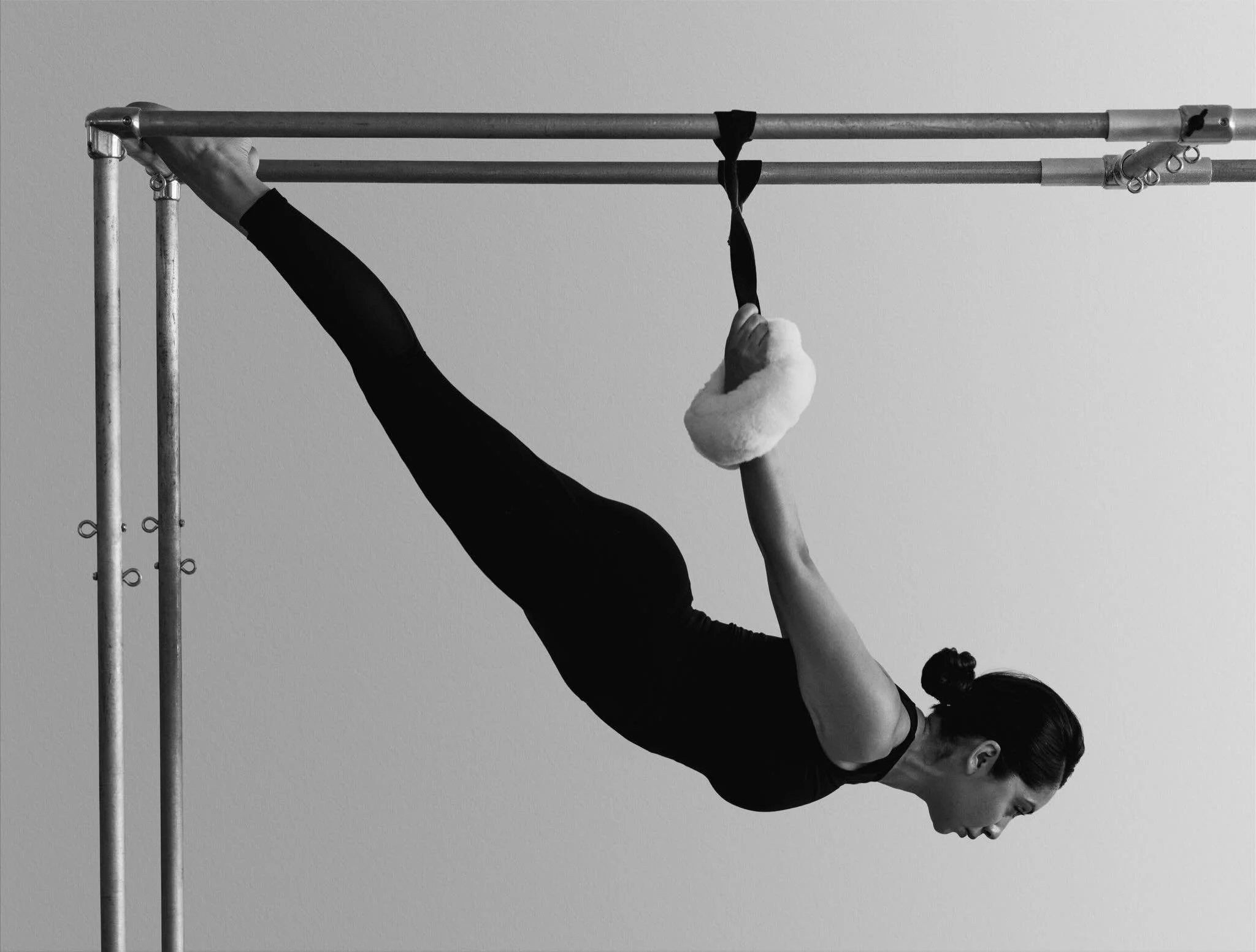 Freedom in movement begins with discipline 💫✨

Commitment to yourself and your practice gets you there.

#Pilates #PilatesAustin #Movement #PilatesStudio #Wellness