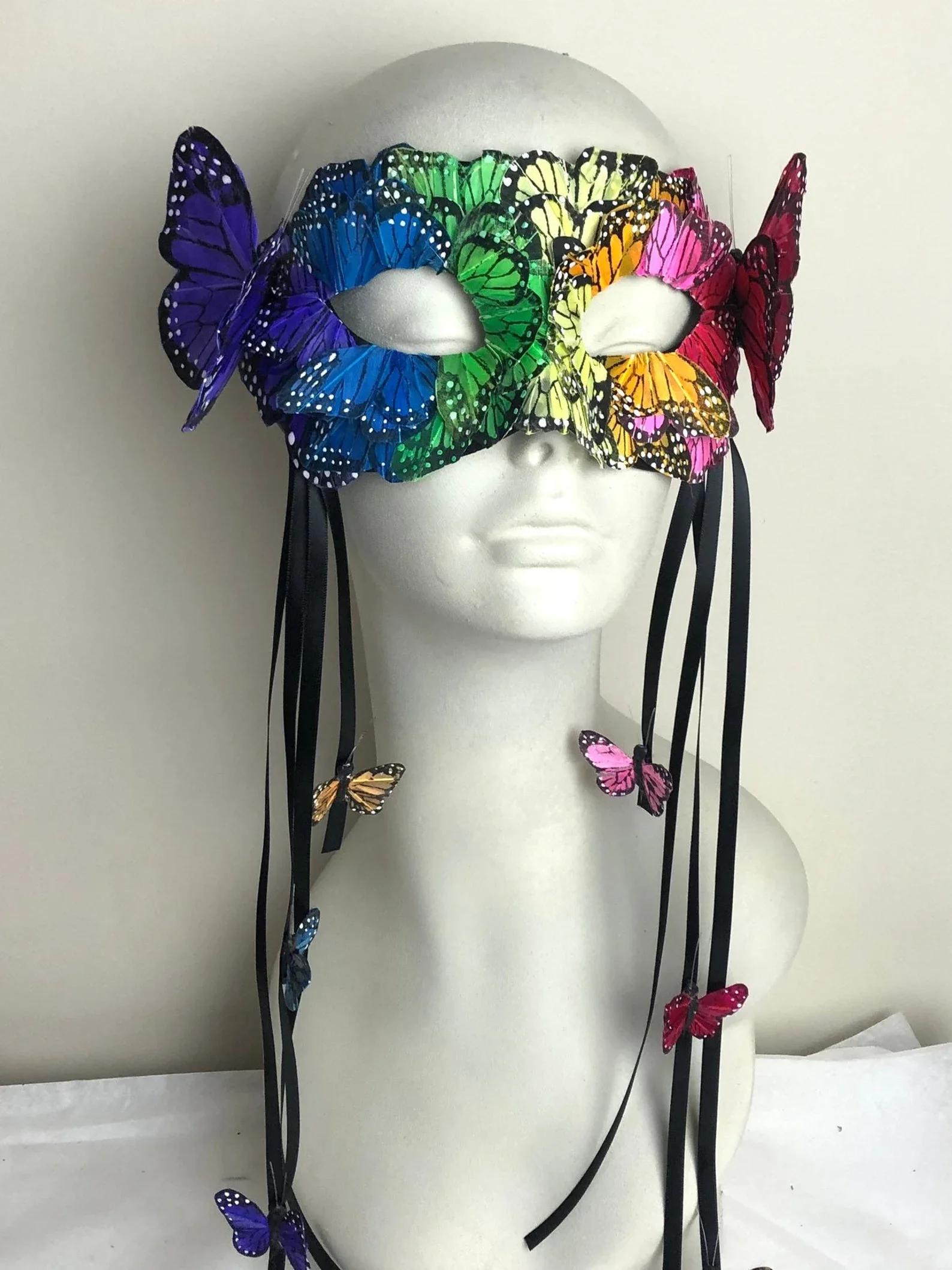 Dora Marra Mardi Gras masquerade mask Colorful butterfly-patterned eye mask with black ribbons and butterfly decorations festival wear